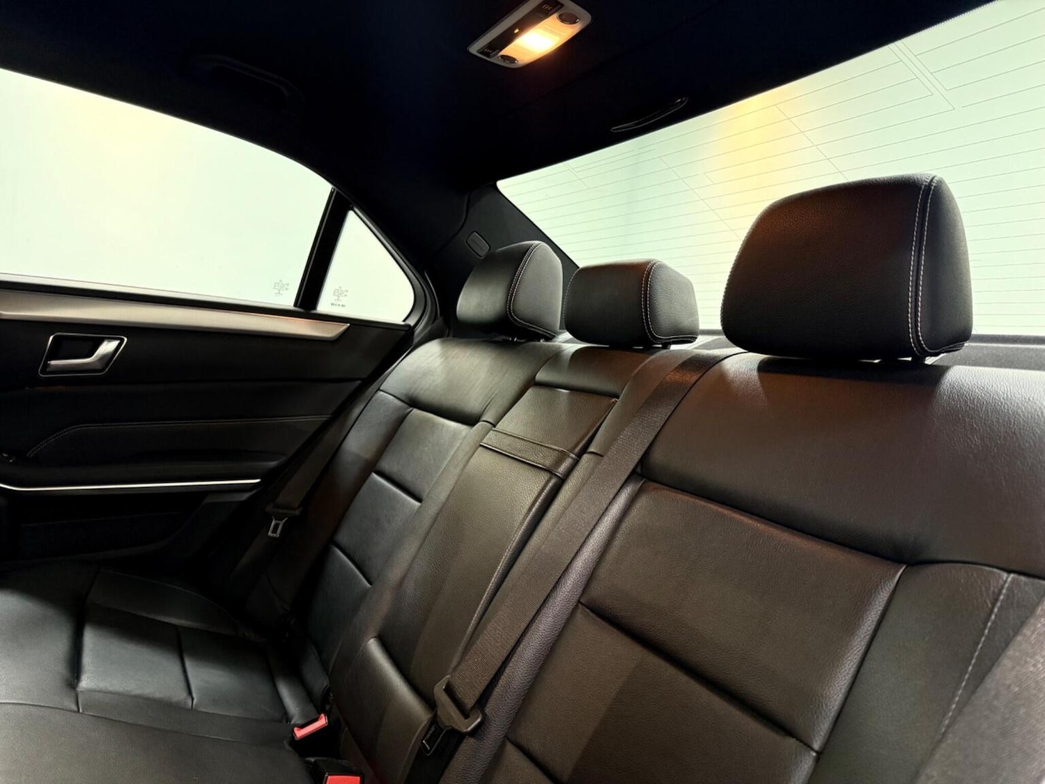 Used Mercedes-Benz E Class 2015 for sale - 77377784: Photo 24