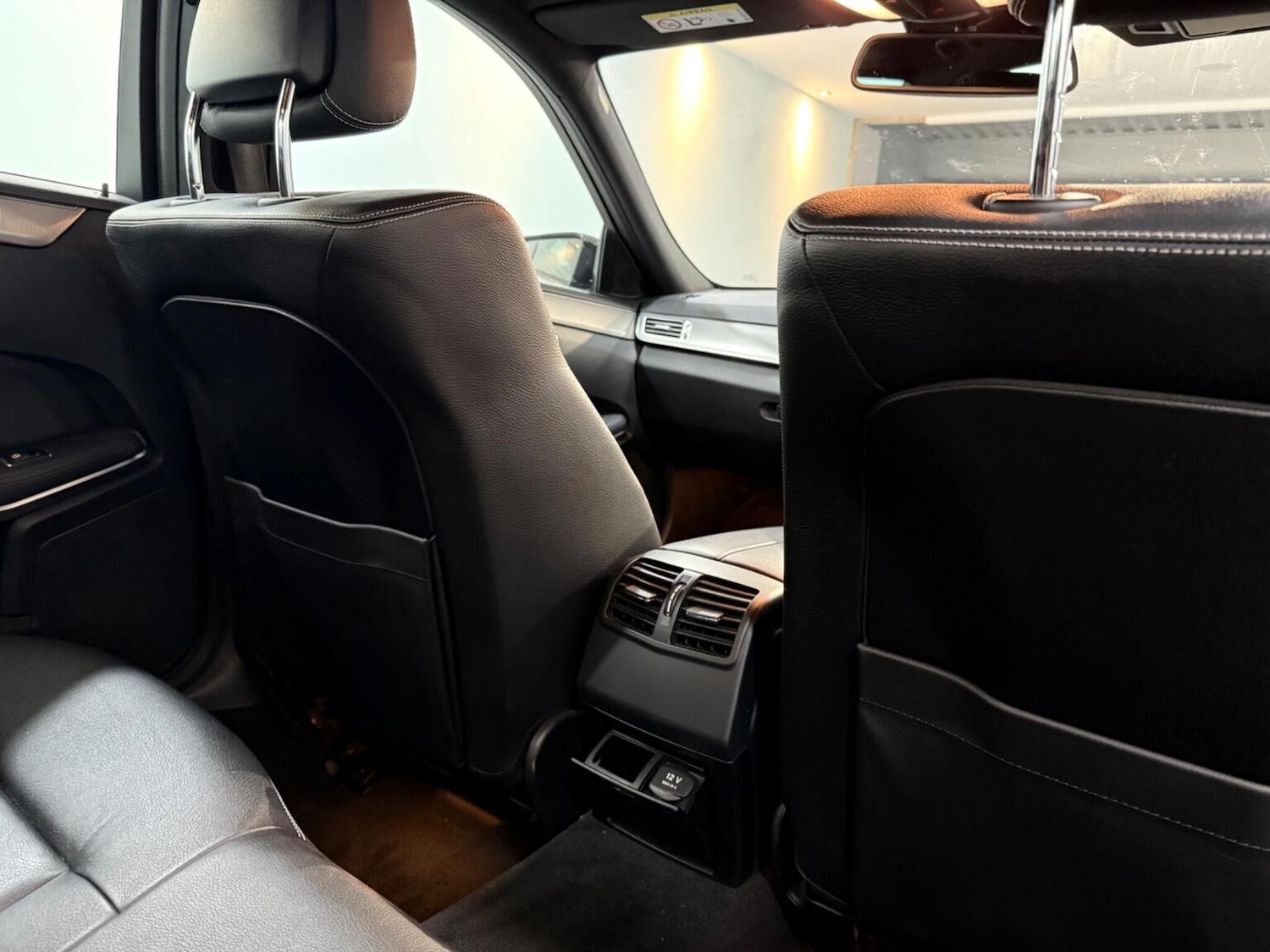 Used Mercedes-Benz E Class 2015 for sale - 77377784: Photo 26