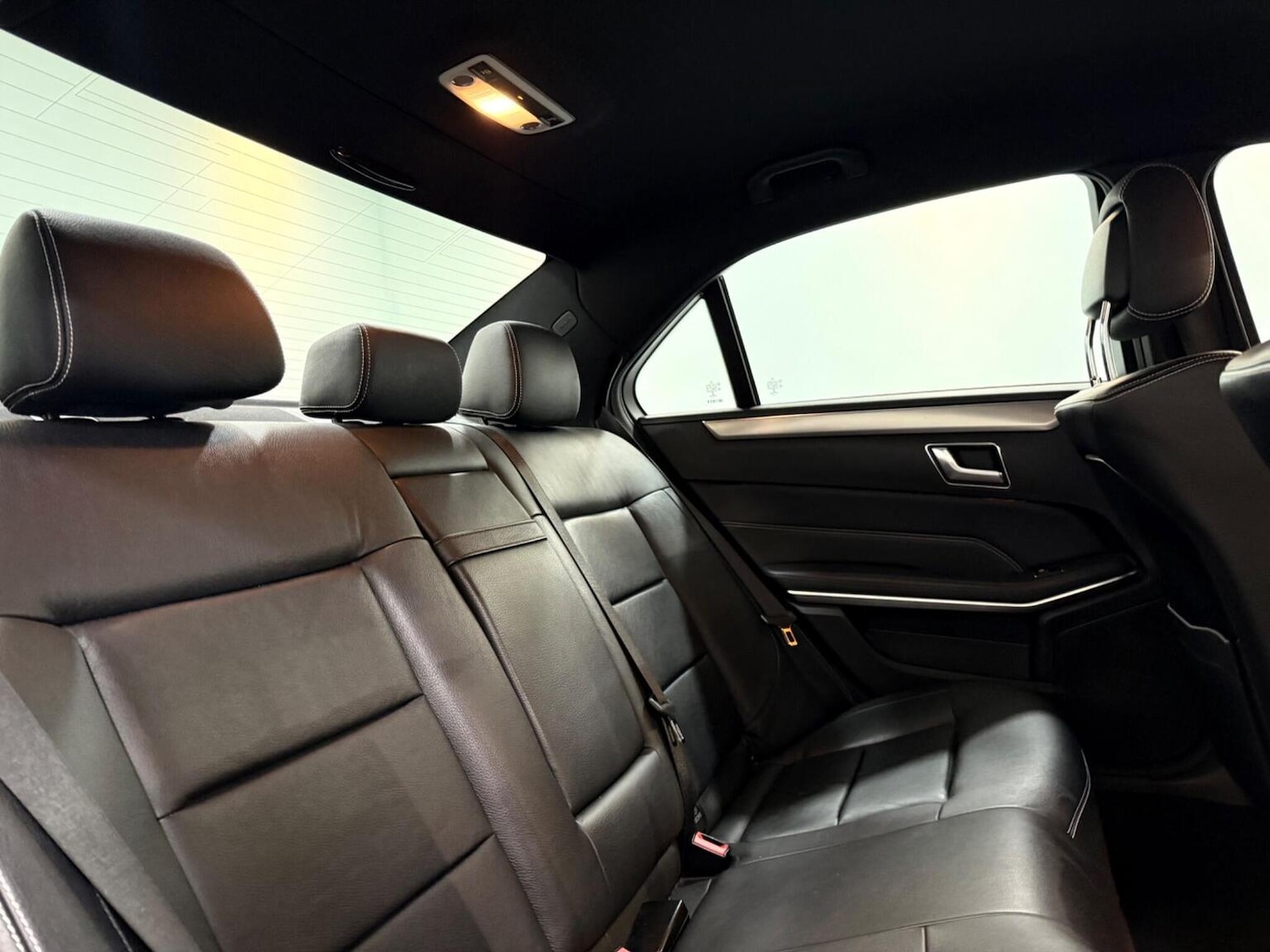 Used Mercedes-Benz E Class 2015 for sale - 77377784: Photo 27