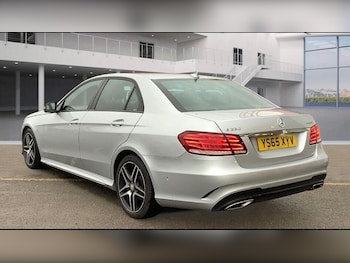 Used Mercedes-Benz E Class 2015 for sale - 77377784: Photo