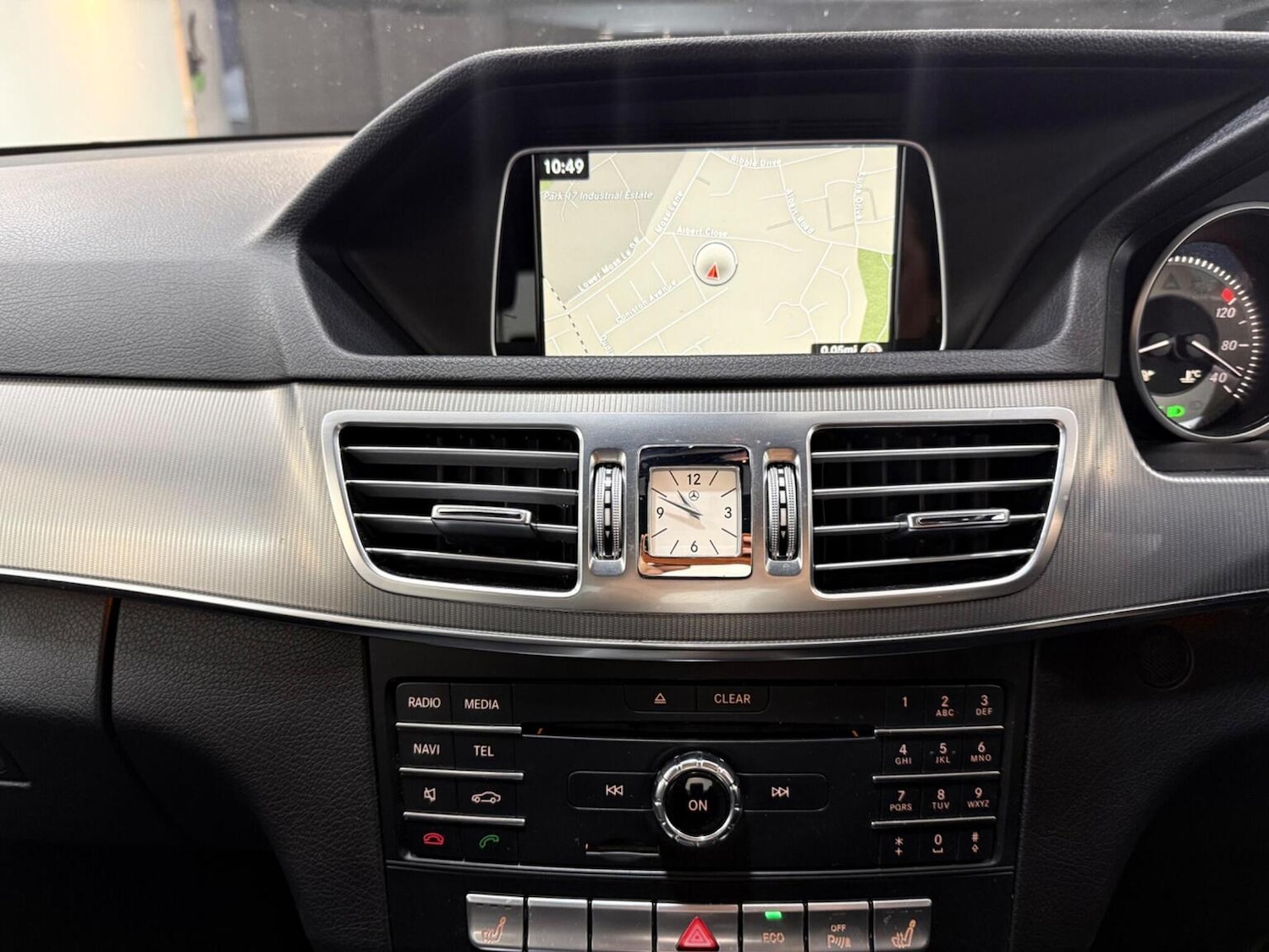 Used Mercedes-Benz E Class 2015 for sale - 77377784: Photo 32