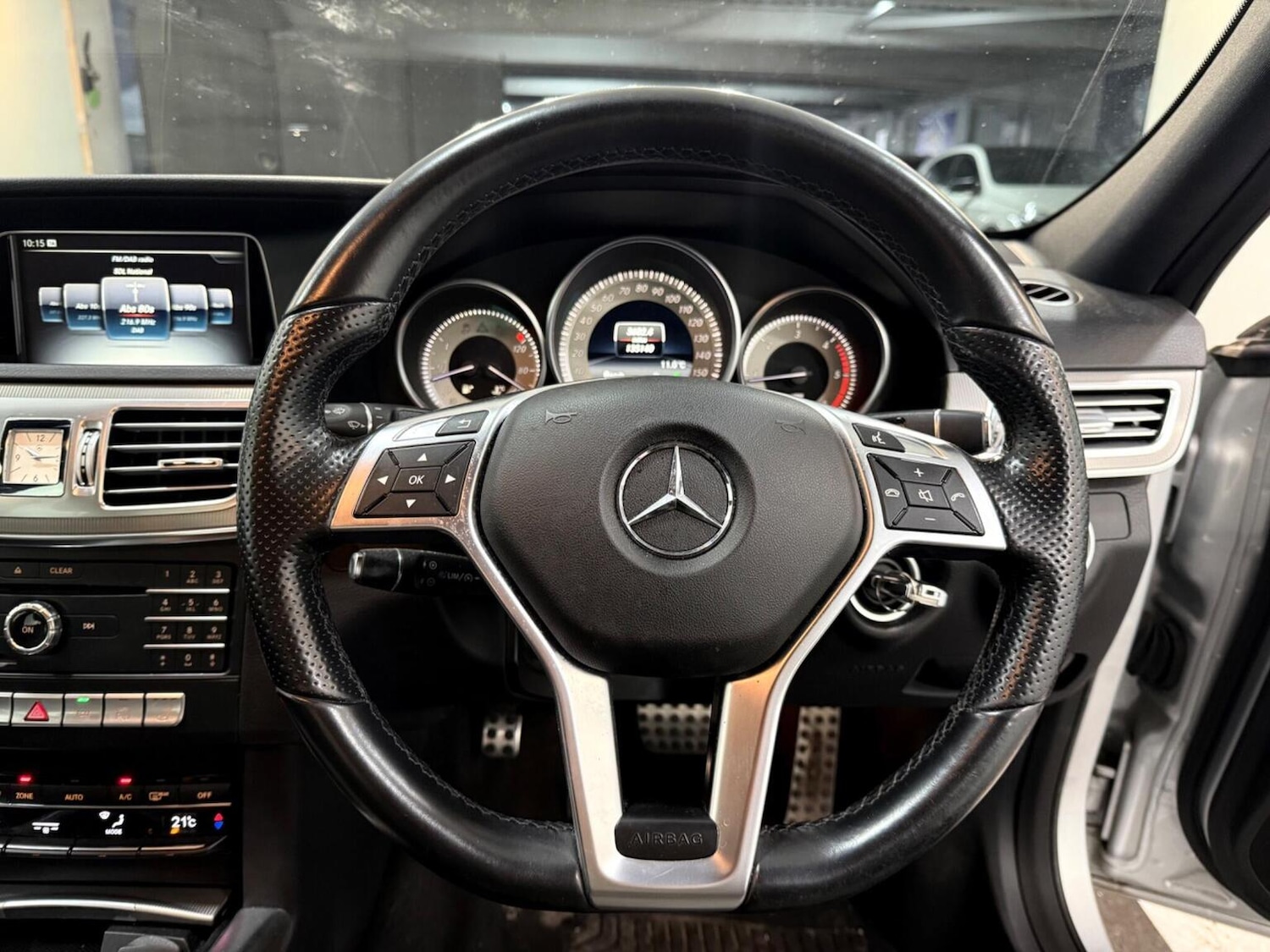 Used Mercedes-Benz E Class 2015 for sale - 77377784: Photo 36