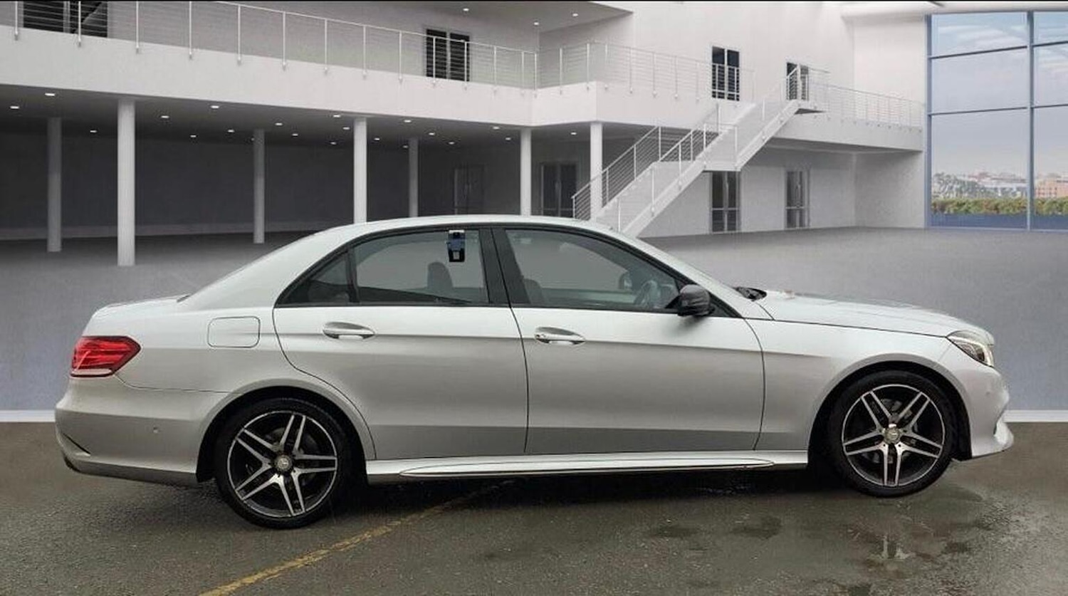 Used Mercedes-Benz E Class 2015 for sale - 77377784: Photo 4