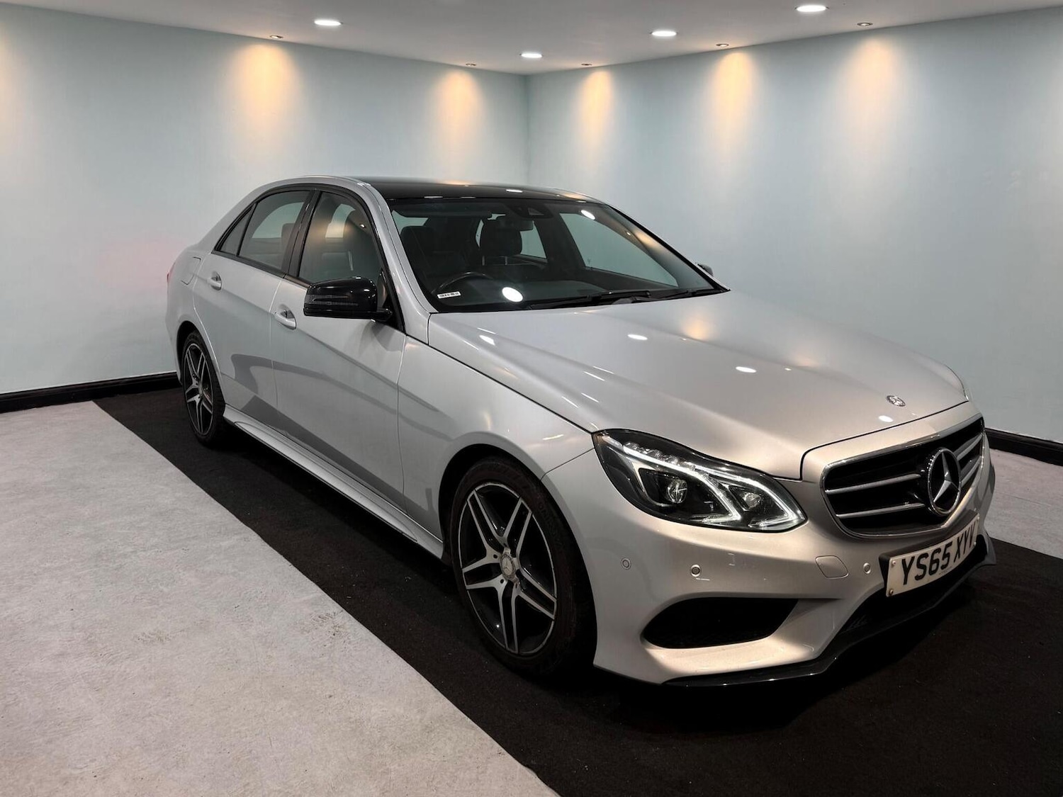 Used Mercedes-Benz E Class 2015 for sale - 77377784: Photo 8