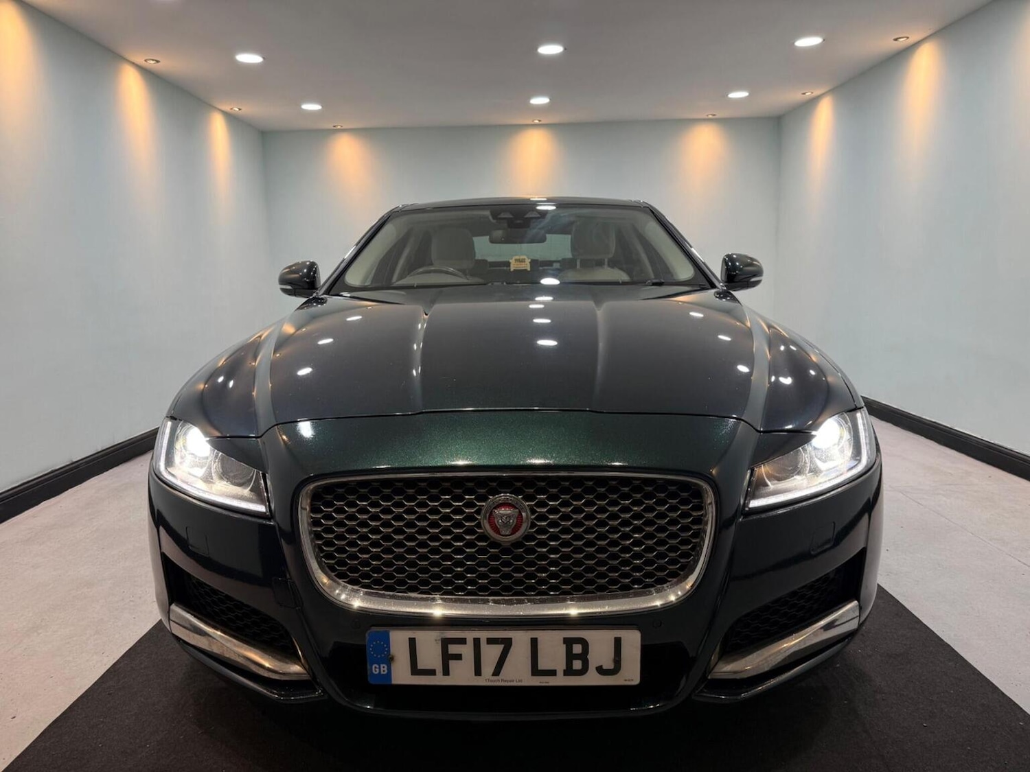 Used Jaguar XF 2017 for sale - 76785059: Photo 20