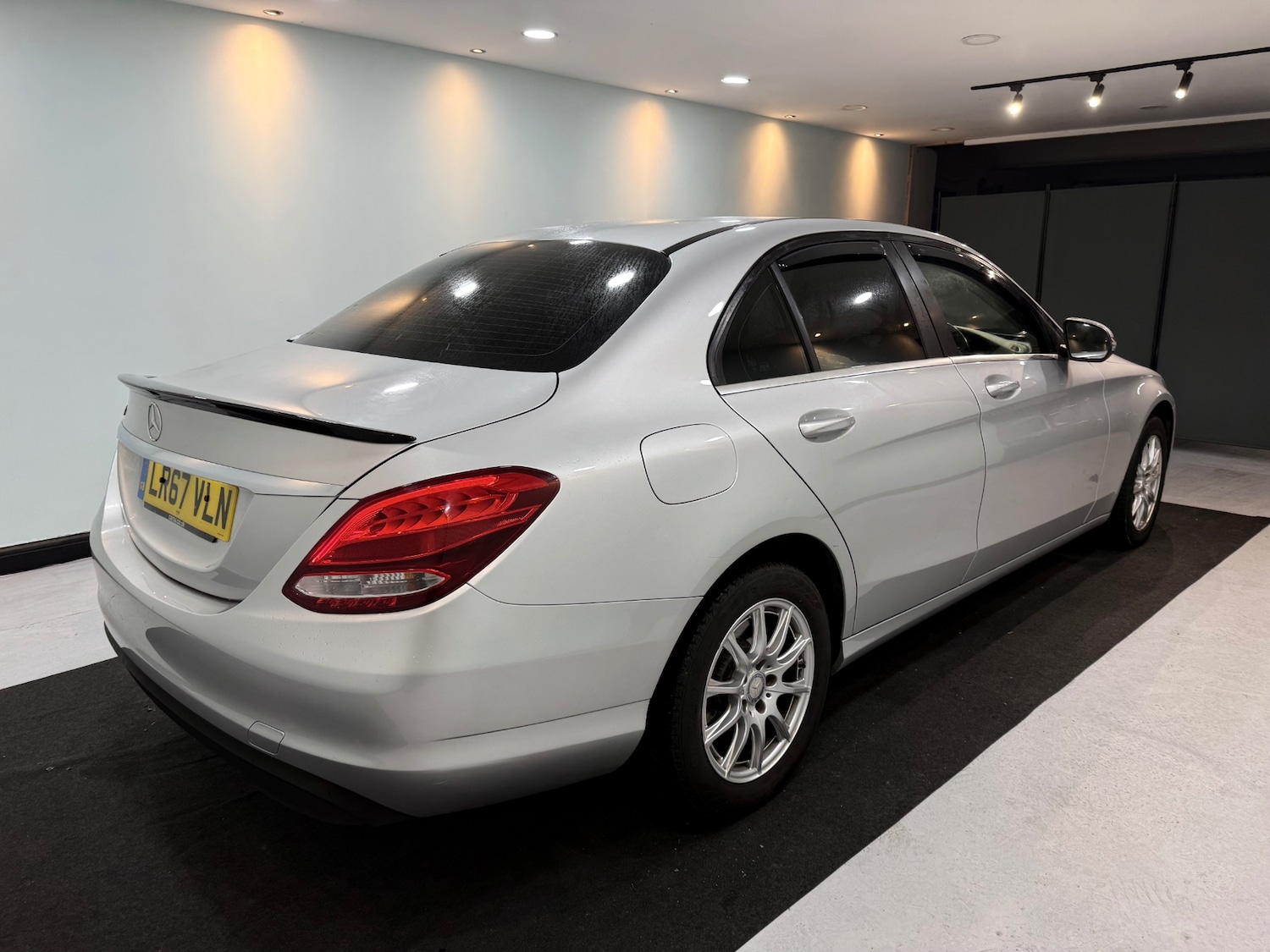 Used Mercedes-Benz C Class 2017 for sale - 76807373: Photo 26