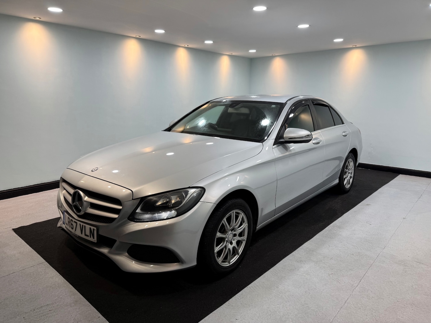 Used Mercedes-Benz C Class 2017 for sale - 76807373: Photo 28