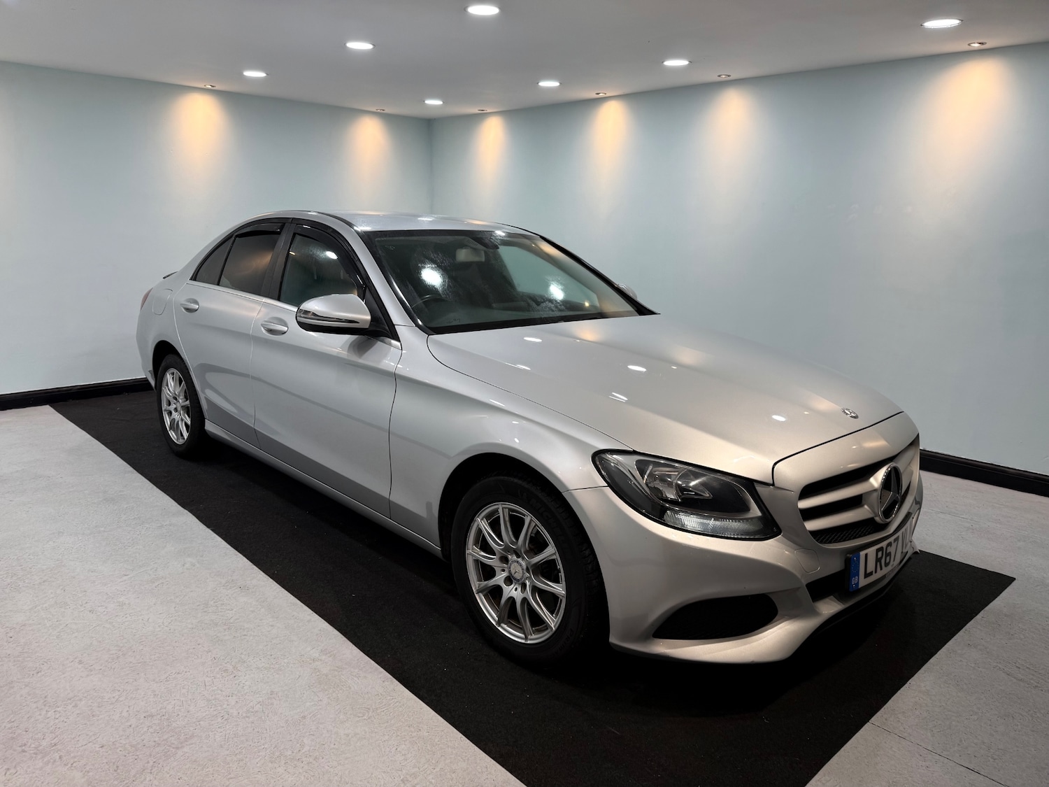 Used Mercedes-Benz C Class 2017 for sale - 76807373: Photo 30