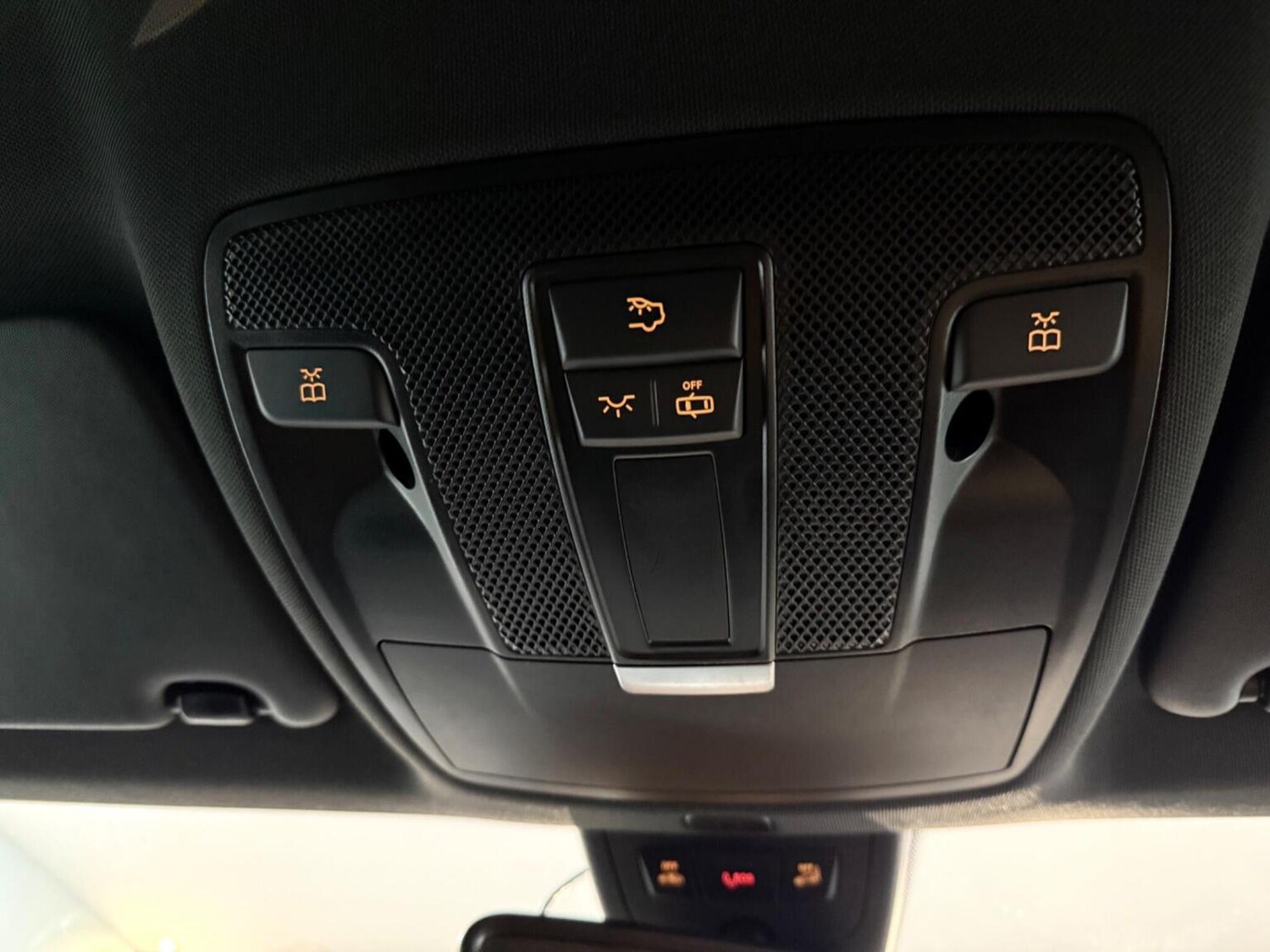 Used Mercedes-Benz GLA 2015 for sale - 76863942: Photo 25