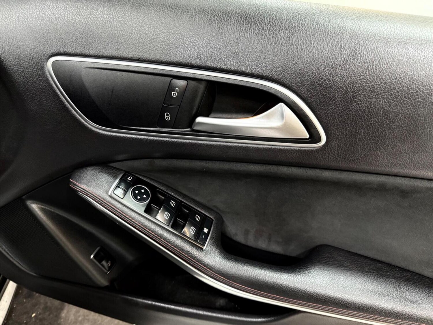 Used Mercedes-Benz GLA 2015 for sale - 76863942: Photo 27