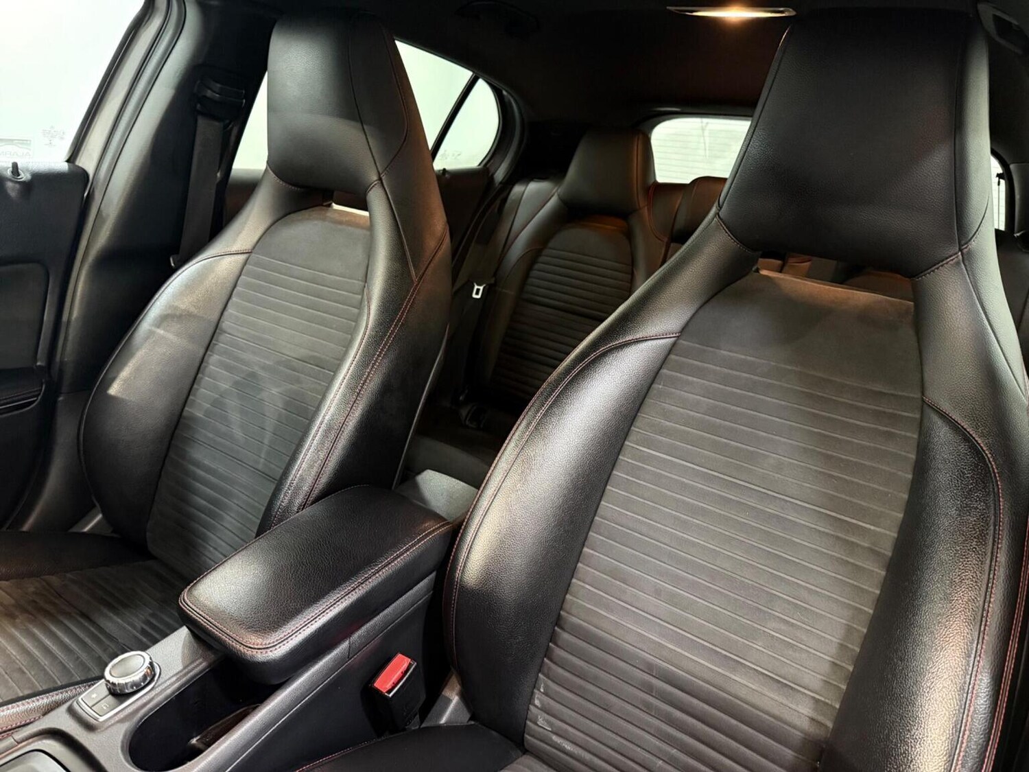 Used Mercedes-Benz GLA 2015 for sale - 76863942: Photo 37