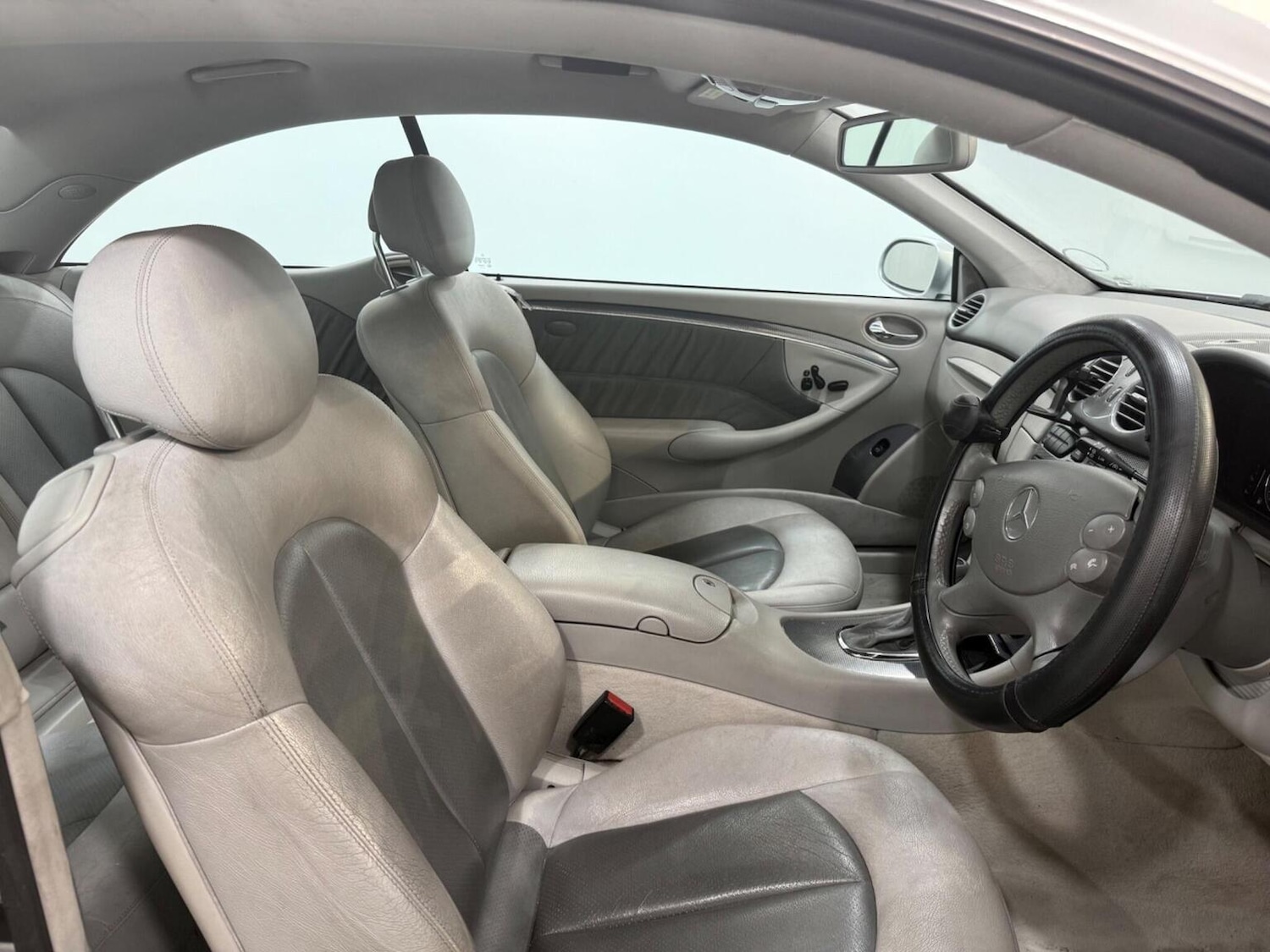 Used Mercedes-Benz CLK 2004 for sale - 76769899: Photo 7