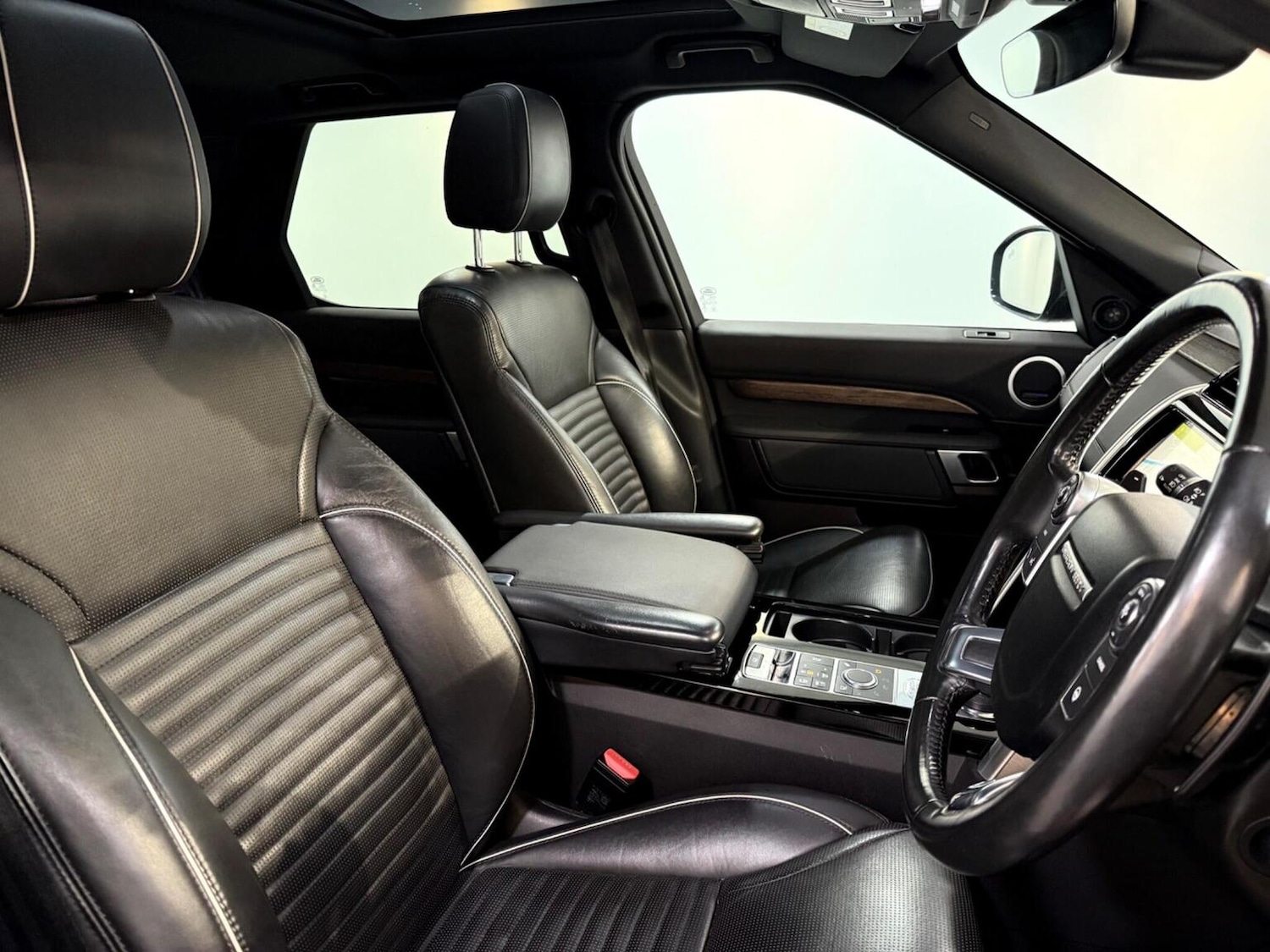 Used Land Rover Discovery 2017 for sale - 77277393: Photo 17