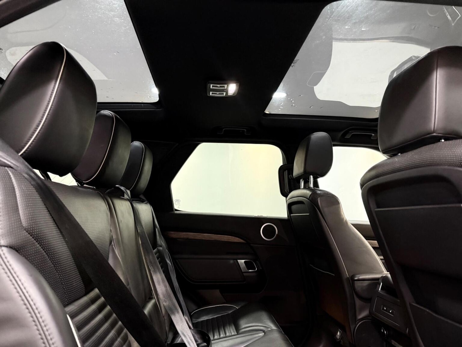 Used Land Rover Discovery 2017 for sale - 77277393: Photo 23