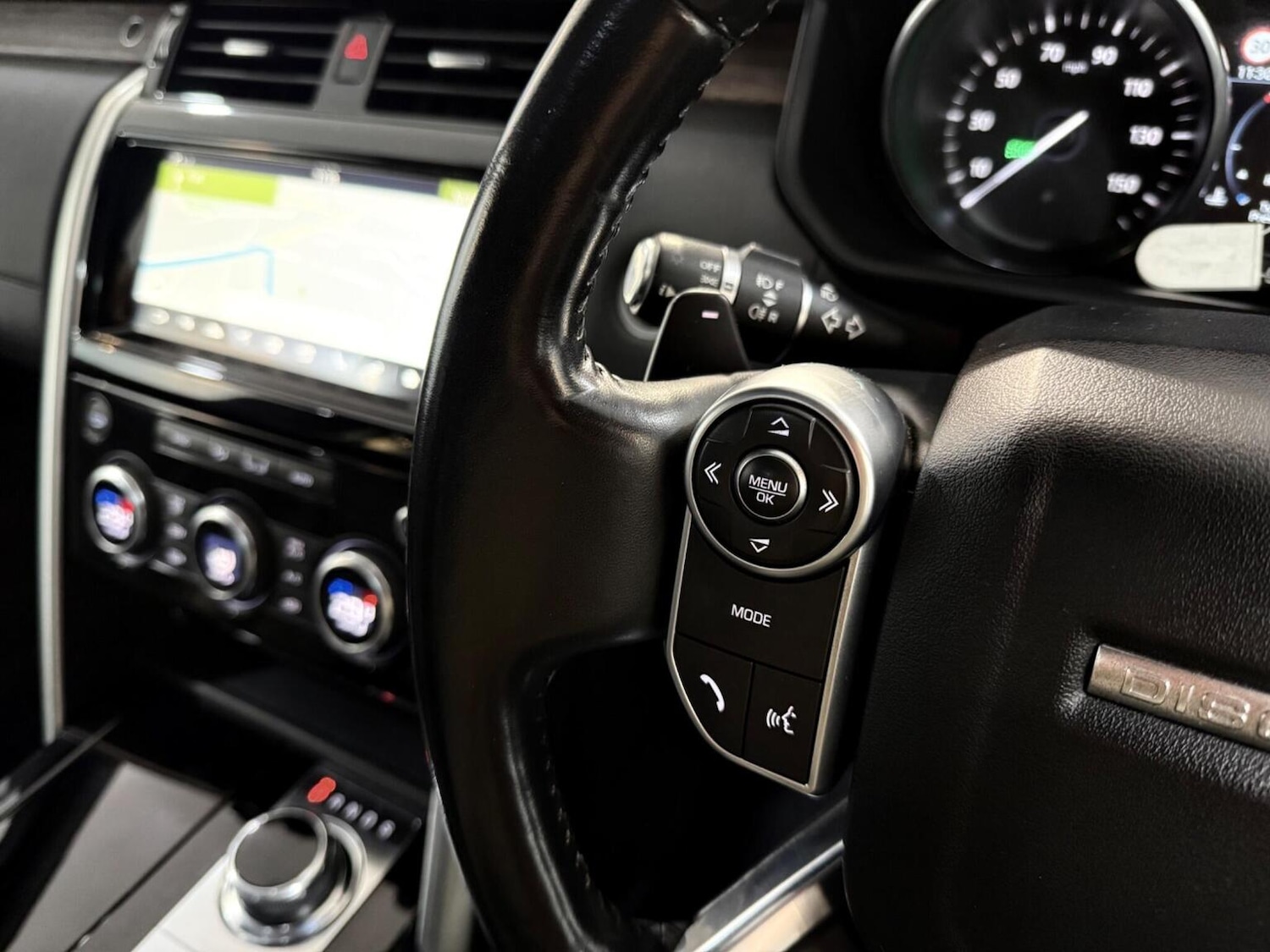 Used Land Rover Discovery 2017 for sale - 77277393: Photo 32