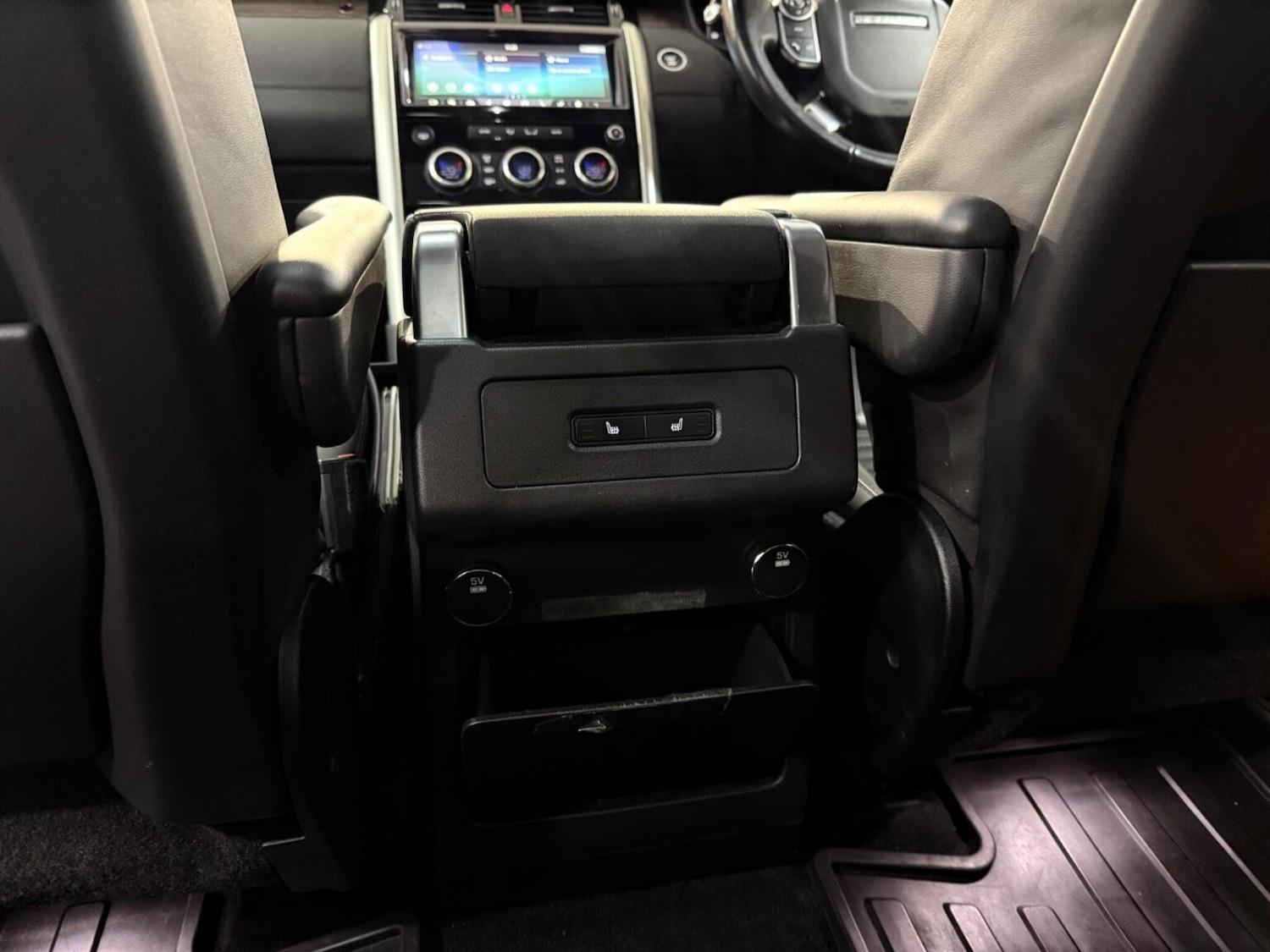 Used Land Rover Discovery 2017 for sale - 77277393: Photo 38