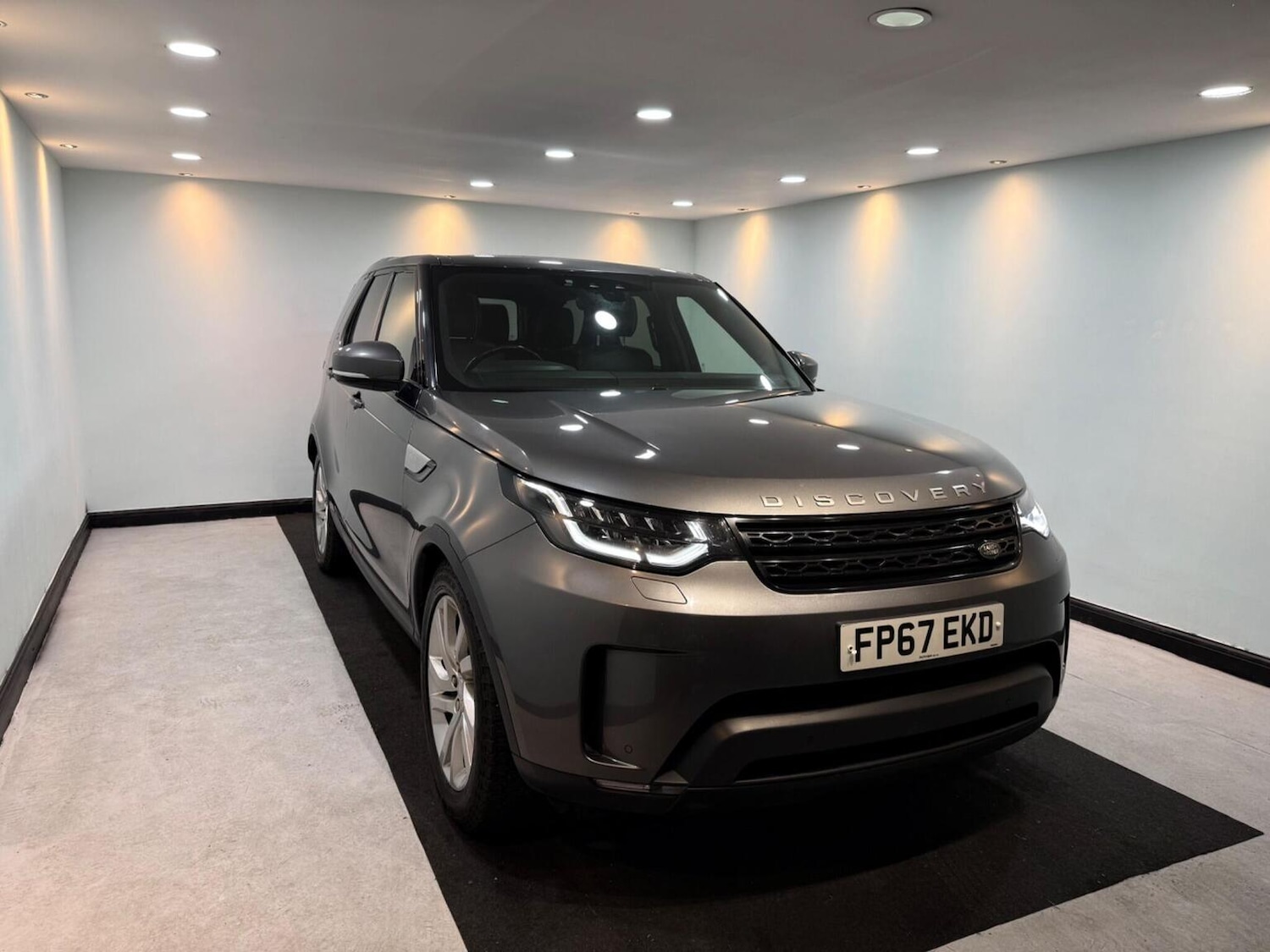 Used Land Rover Discovery 2017 for sale - 77277393: Photo 7