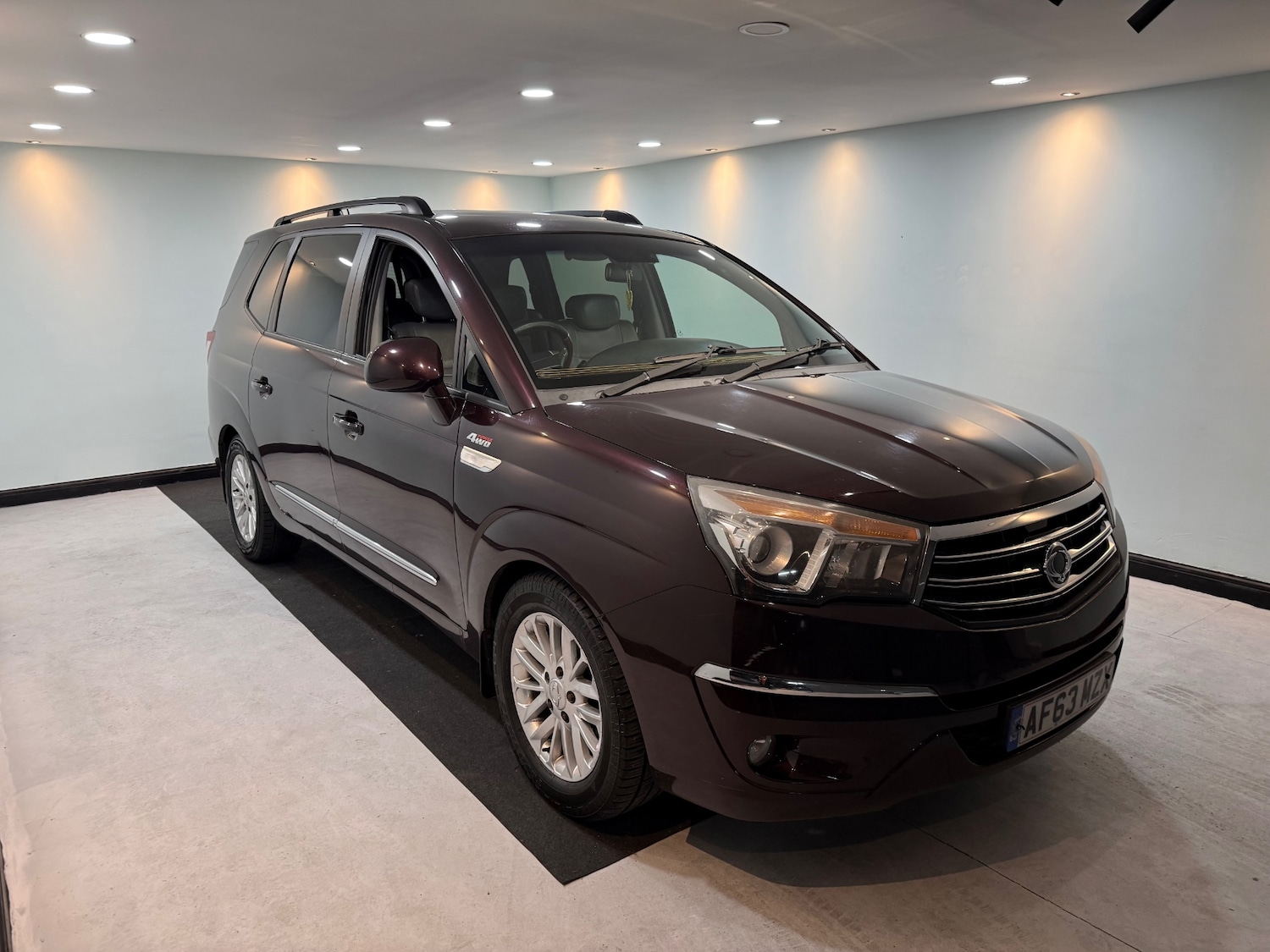 Used Ssangyong Turismo 2013 for sale - 76734850: Photo 1
