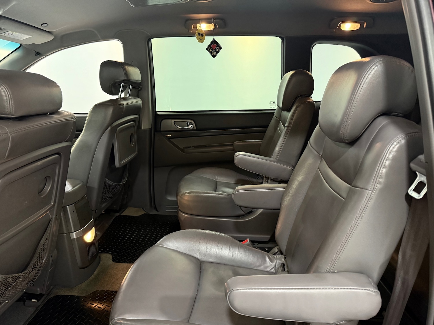 Used Ssangyong Turismo 2013 for sale - 76734850: Photo 14