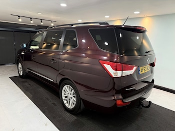 Used Ssangyong Turismo 2013 for sale - 76734850: Photo