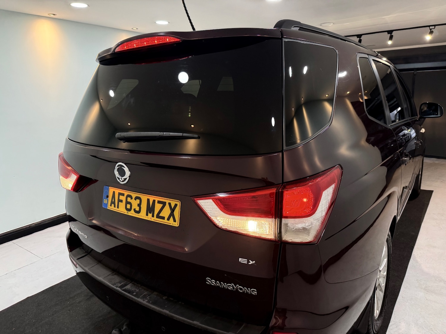 Used Ssangyong Turismo 2013 for sale - 76734850: Photo 9