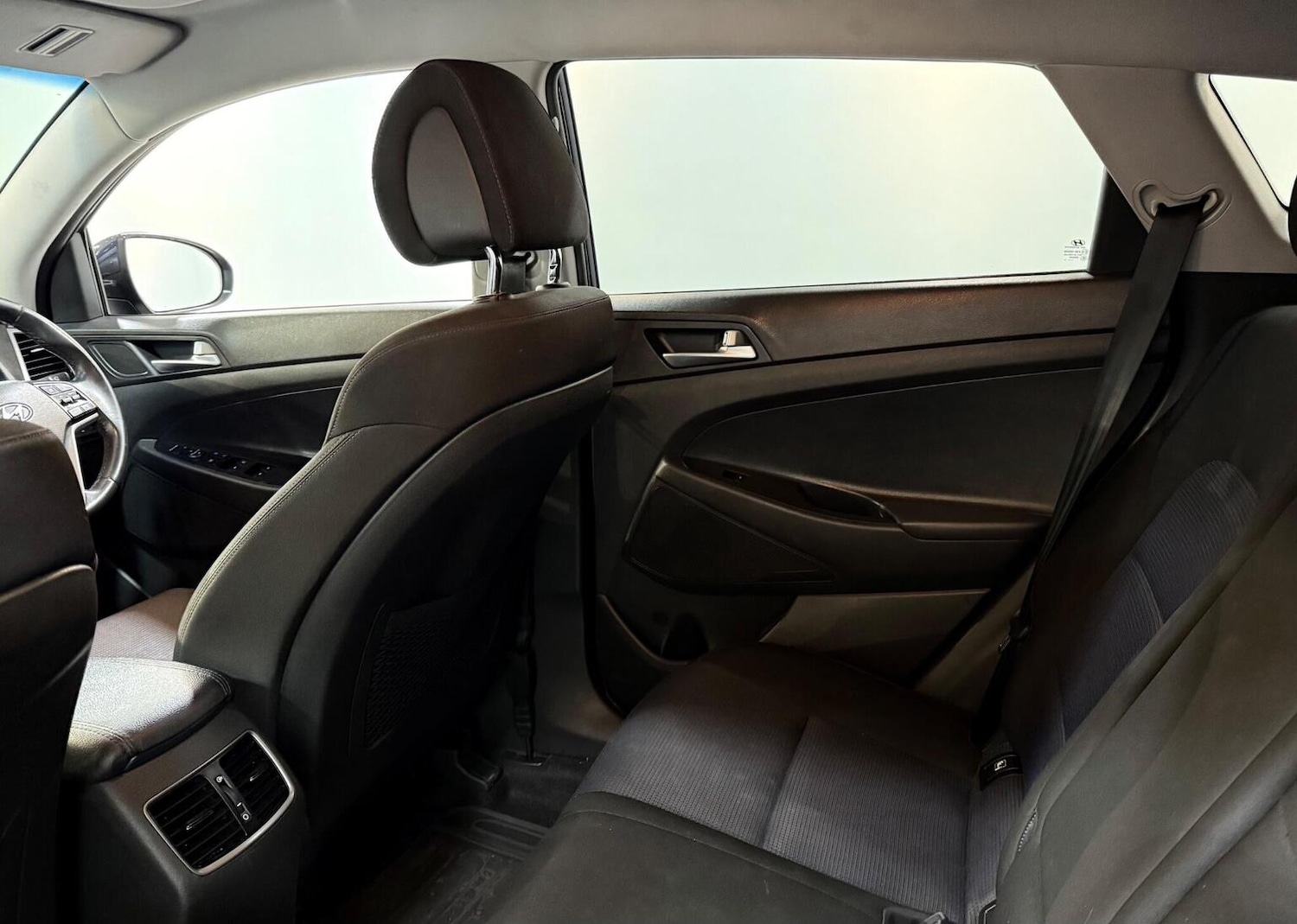 Used Hyundai TUCSON 2017 for sale - 77742933: Photo 51