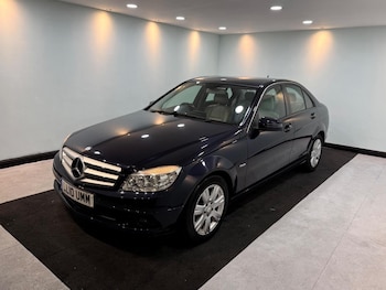 Used Mercedes-Benz C Class 2010 for sale - 77508516: Photo