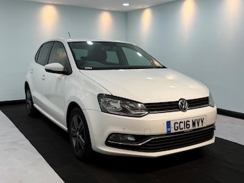 Used Volkswagen Polo 2016 for sale - 76455401: Photo
