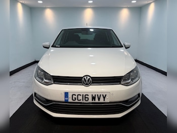 Used Volkswagen Polo 2016 for sale - 76455401: Photo