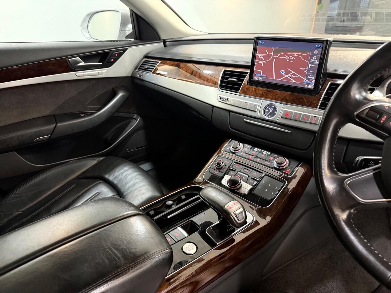 Used Audi A8 2011 for sale - 77173195: Photo 10