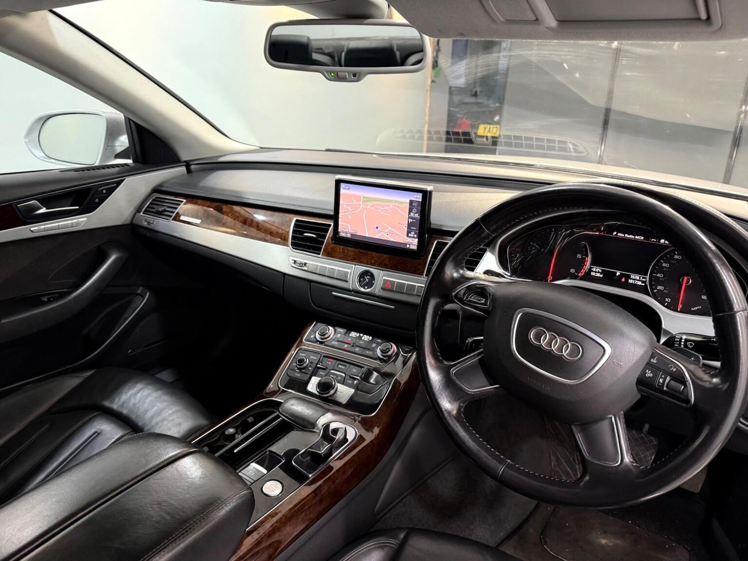 Used Audi A8 2011 for sale - 77173195: Photo 11