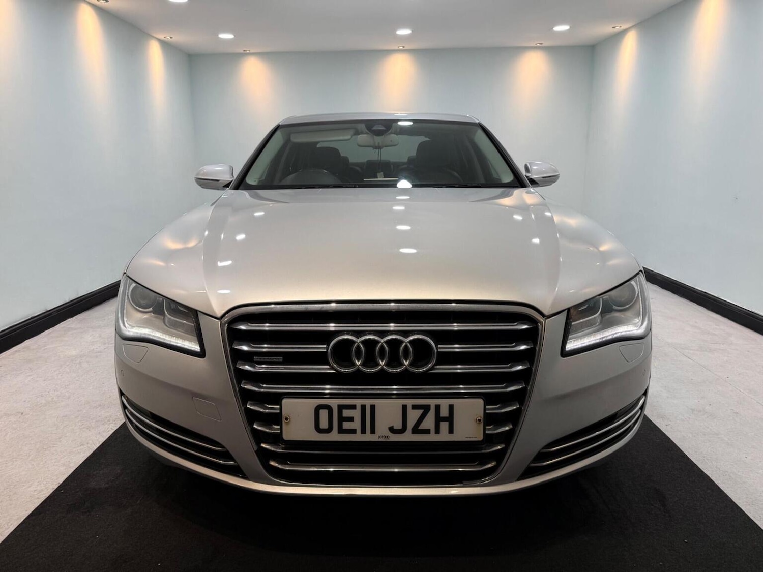 Used Audi A8 2011 for sale - 77173195: Photo 2