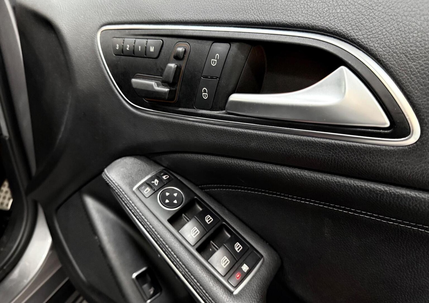 Used Mercedes-Benz GLA 2014 for sale - 76951029: Photo 18