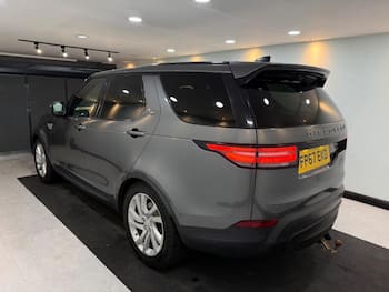 Used Land Rover Discovery 2017 for sale - 79742651: Photo
