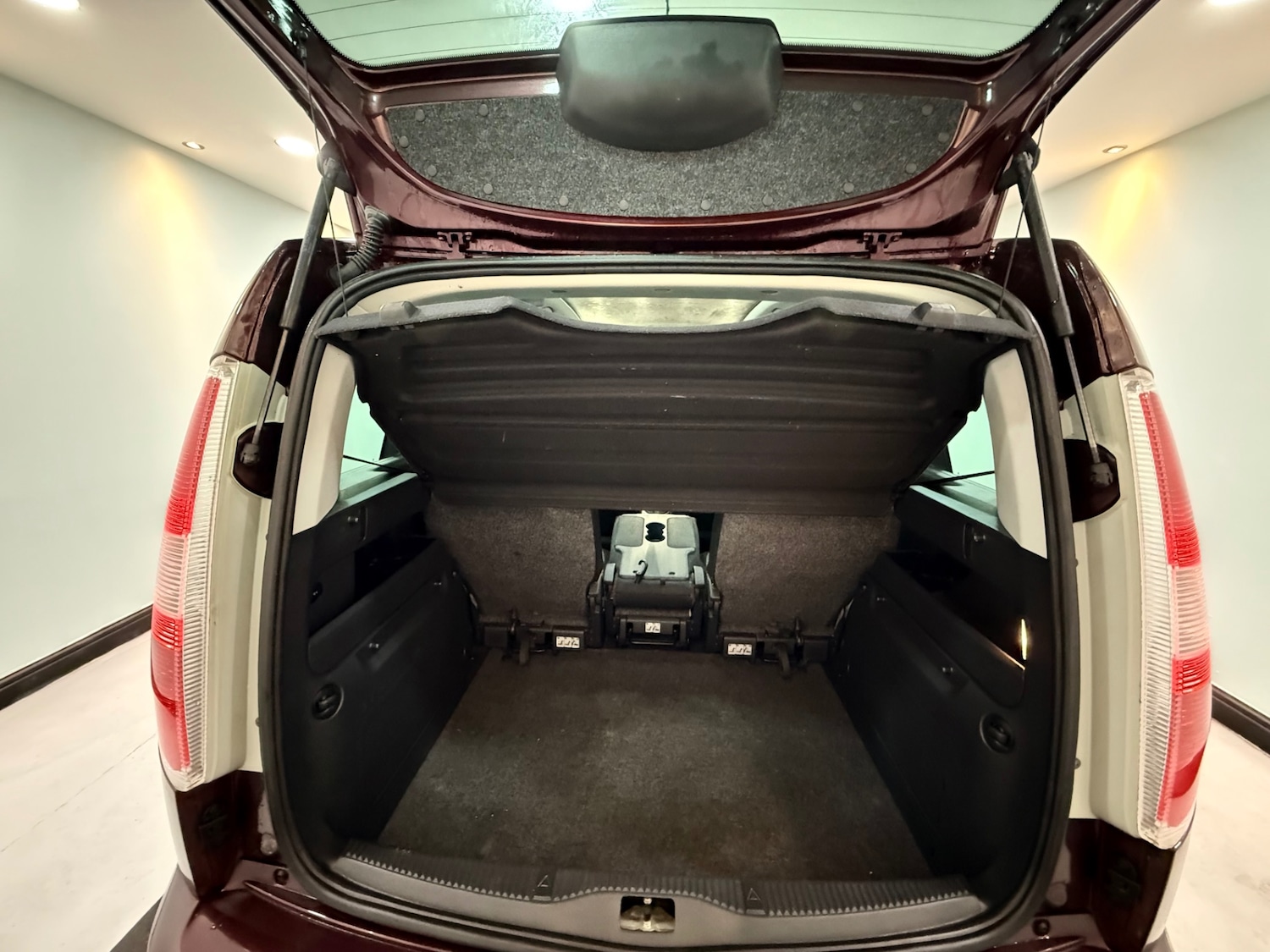 Used Skoda Roomster 2010 for sale - 76858963: Photo 7