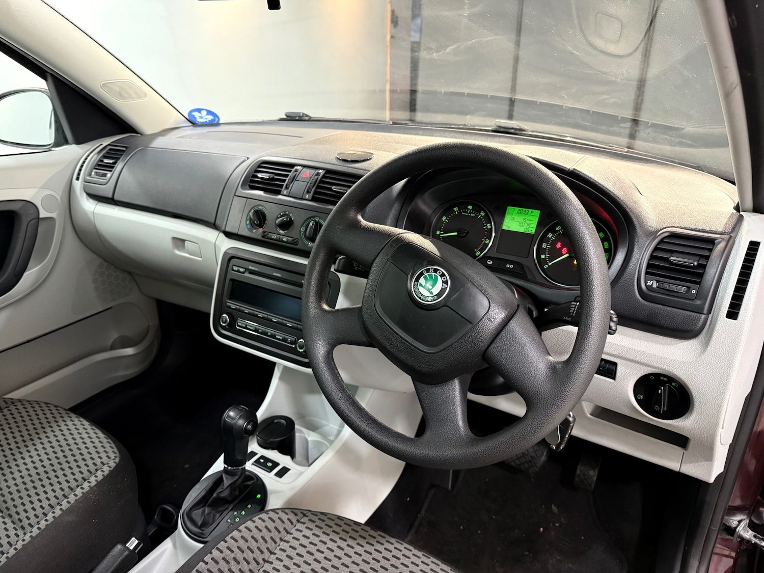 Used Skoda Roomster 2010 for sale - 76858963: Photo 8