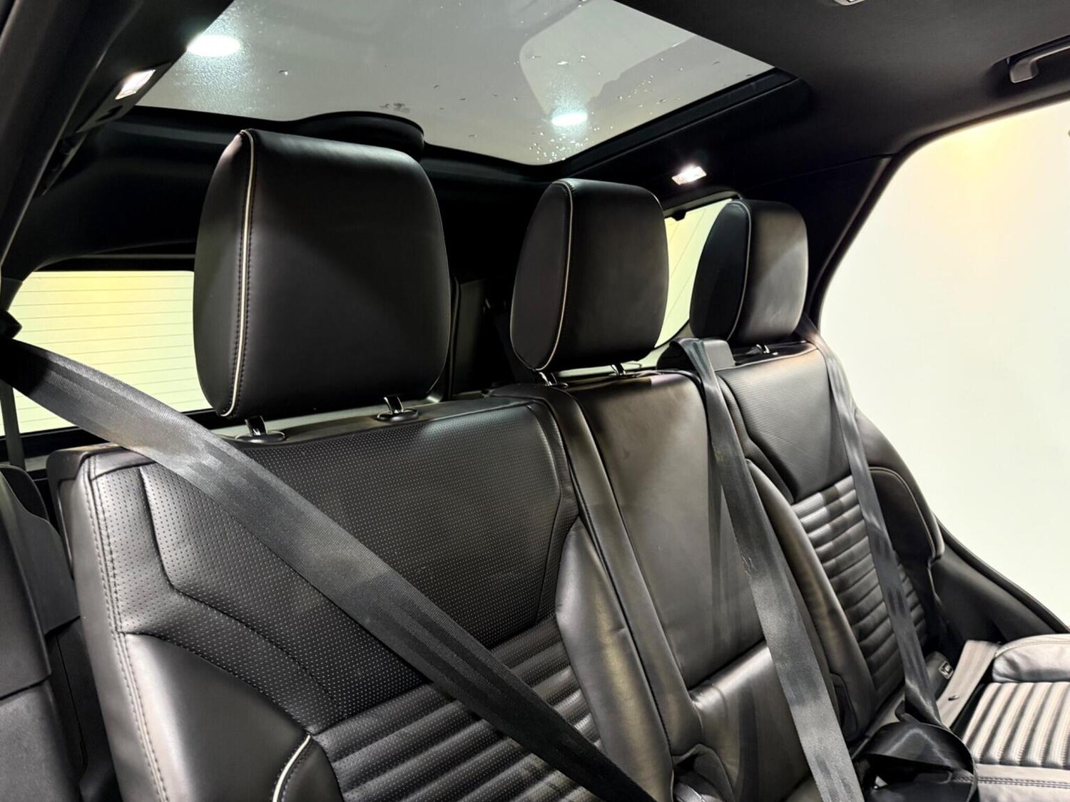 Used Land Rover Discovery 2017 for sale - 77881060: Photo 18