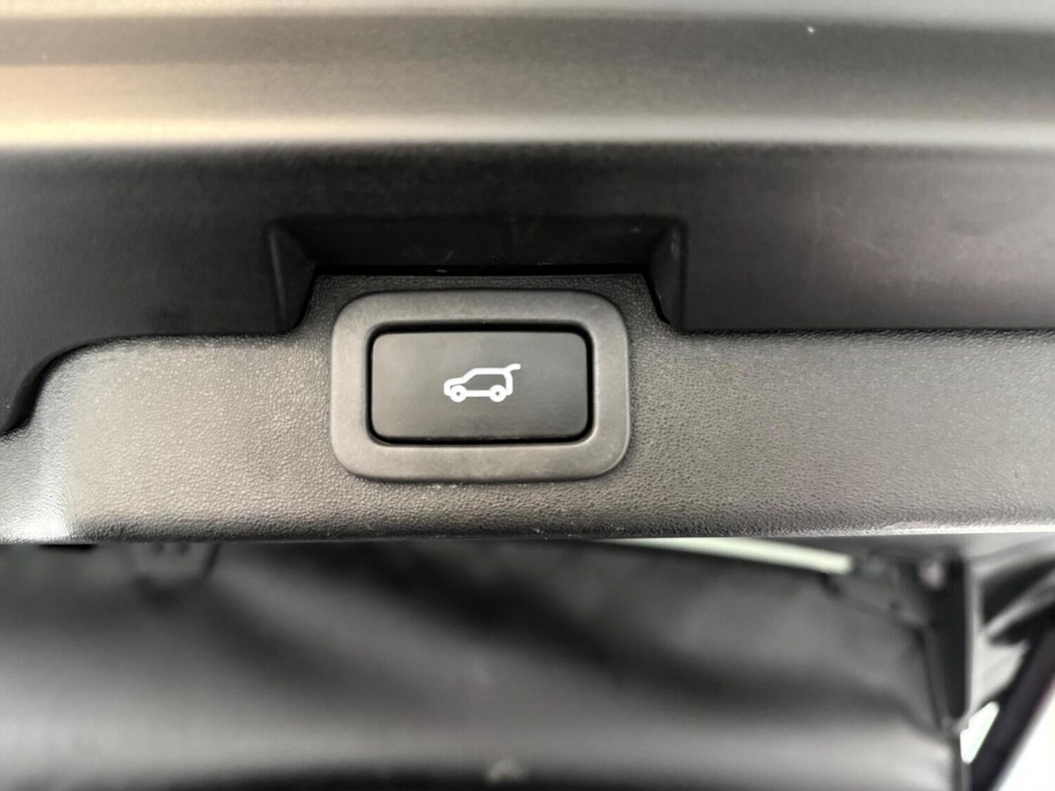 Used Land Rover Discovery 2017 for sale - 77881060: Photo 39