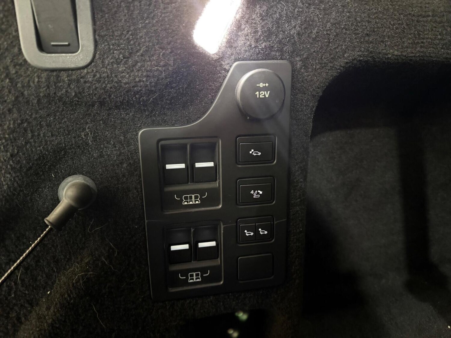 Used Land Rover Discovery 2017 for sale - 77881060: Photo 40