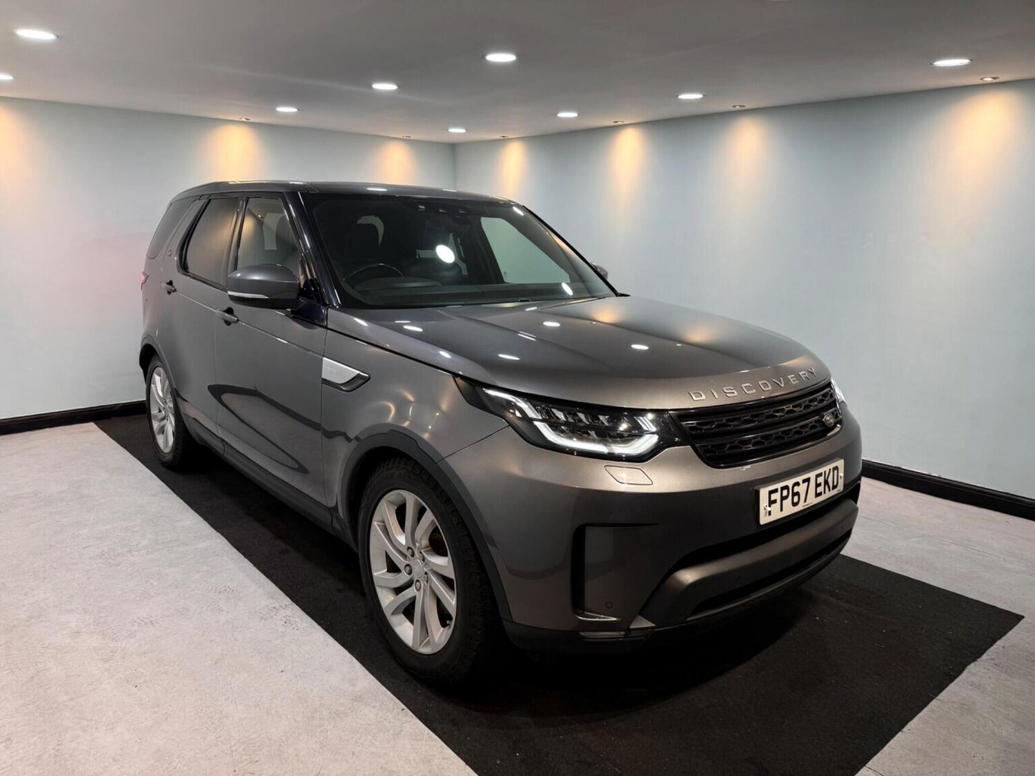 Used Land Rover Discovery 2017 for sale - 77881060: Photo 8