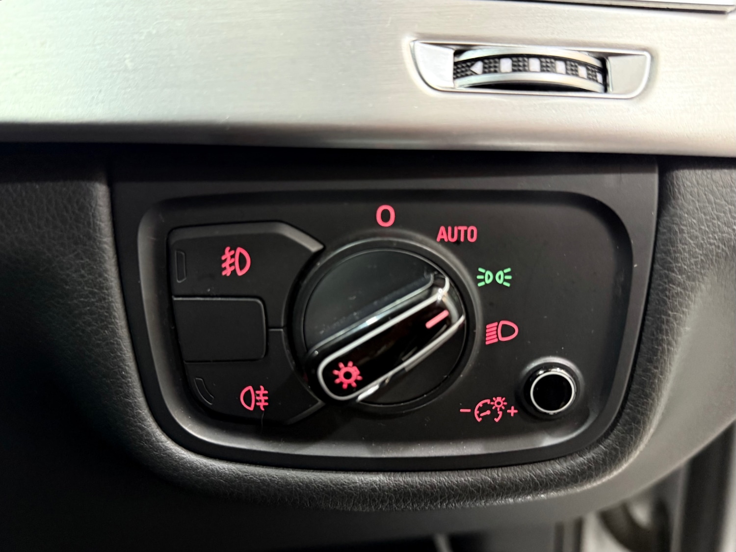 Used Audi A8 2011 for sale - 77125786: Photo 13