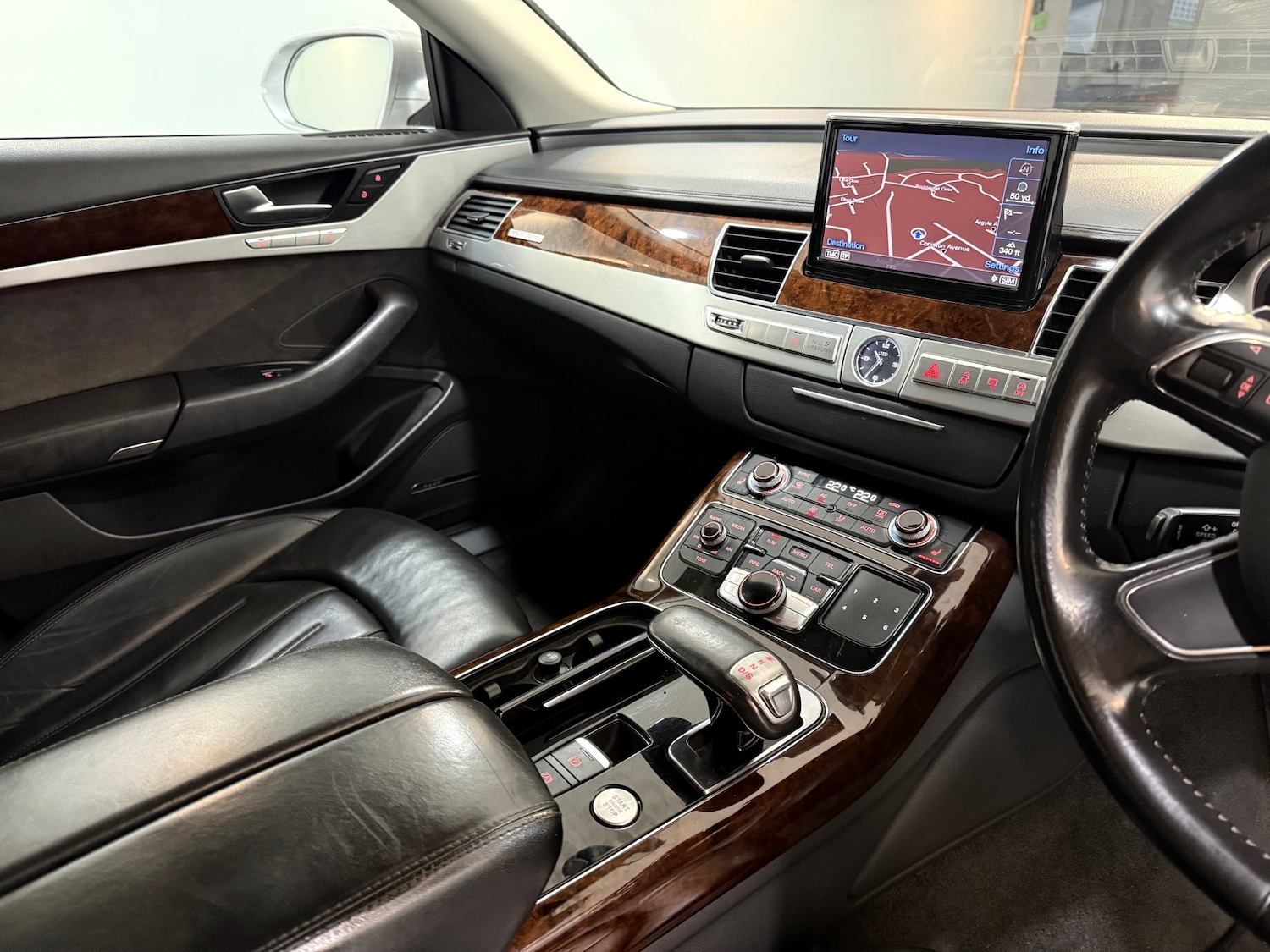 Used Audi A8 2011 for sale - 77125786: Photo 16