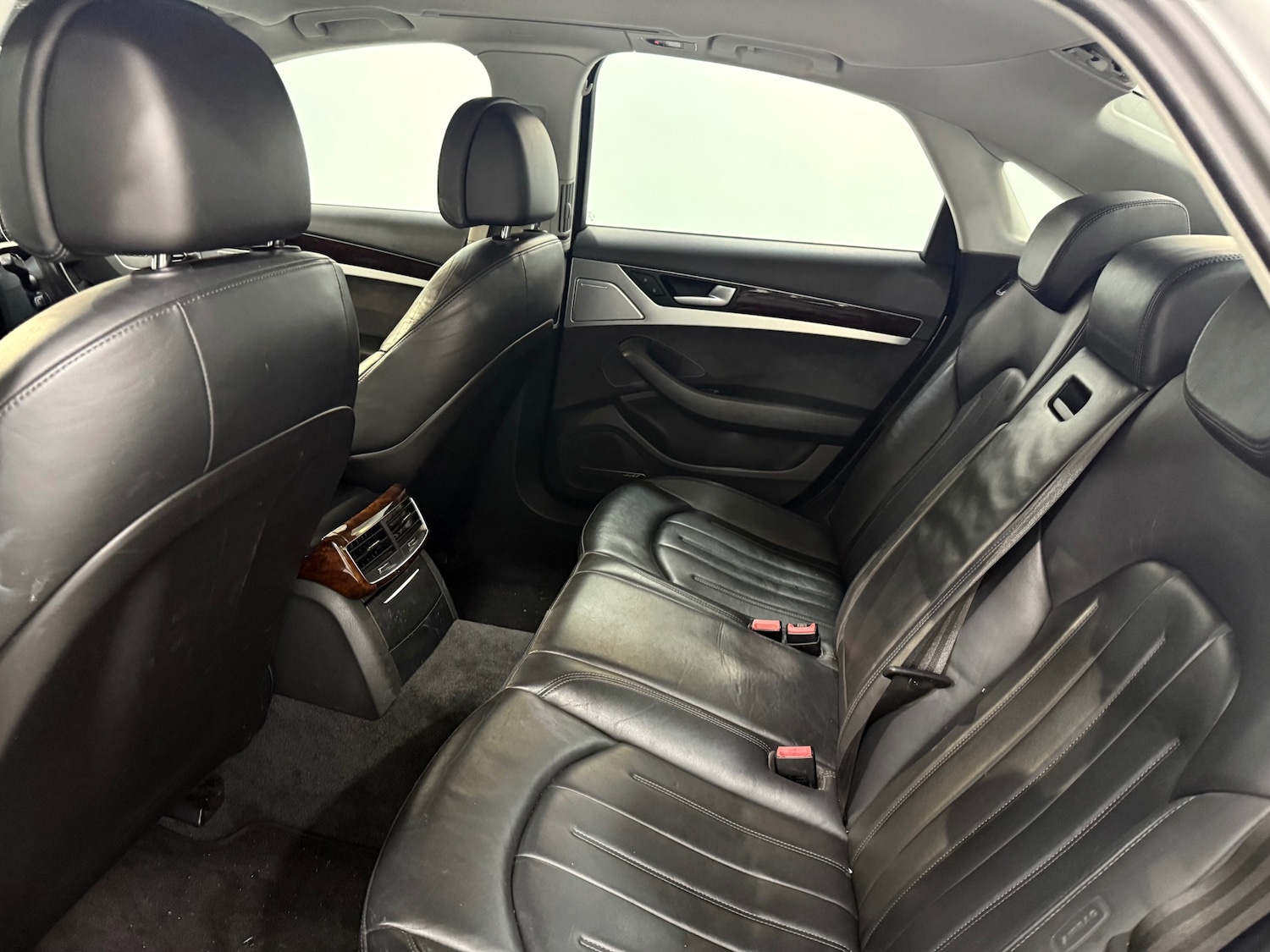 Used Audi A8 2011 for sale - 77125786: Photo 29