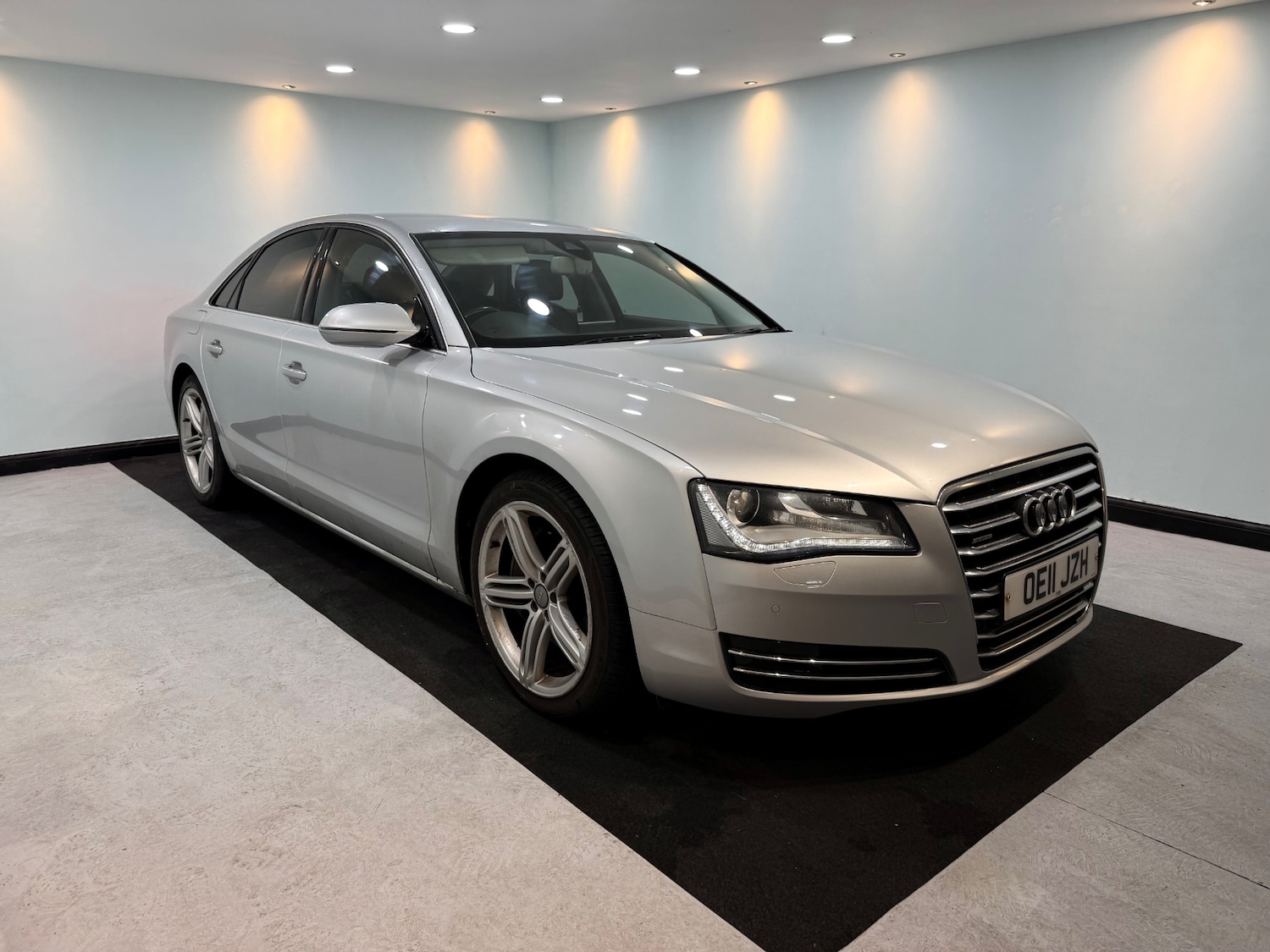 Used Audi A8 2011 for sale - 77125786: Photo 3