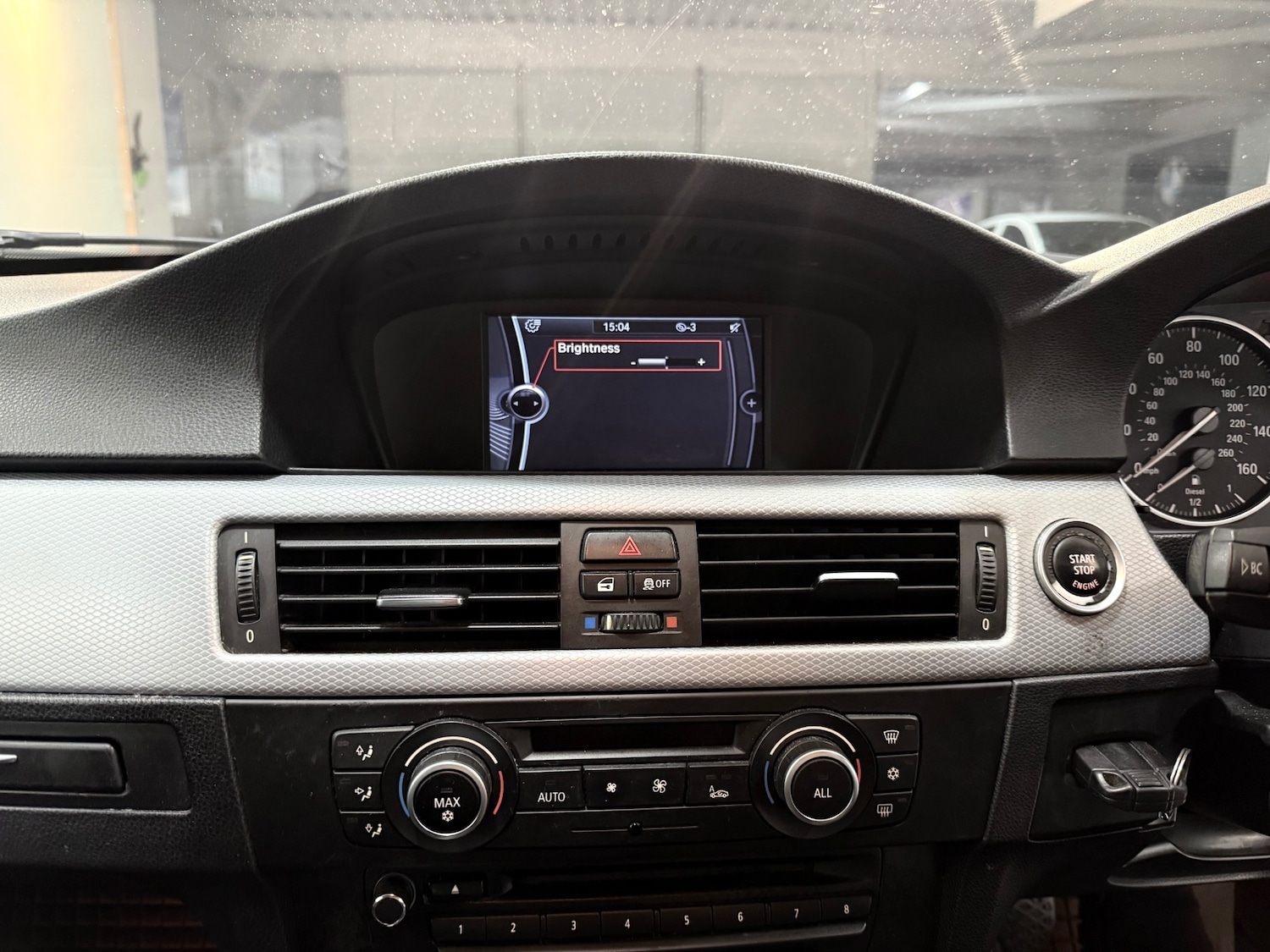 Used BMW 3 Series 2011 for sale - 77261000: Photo 16