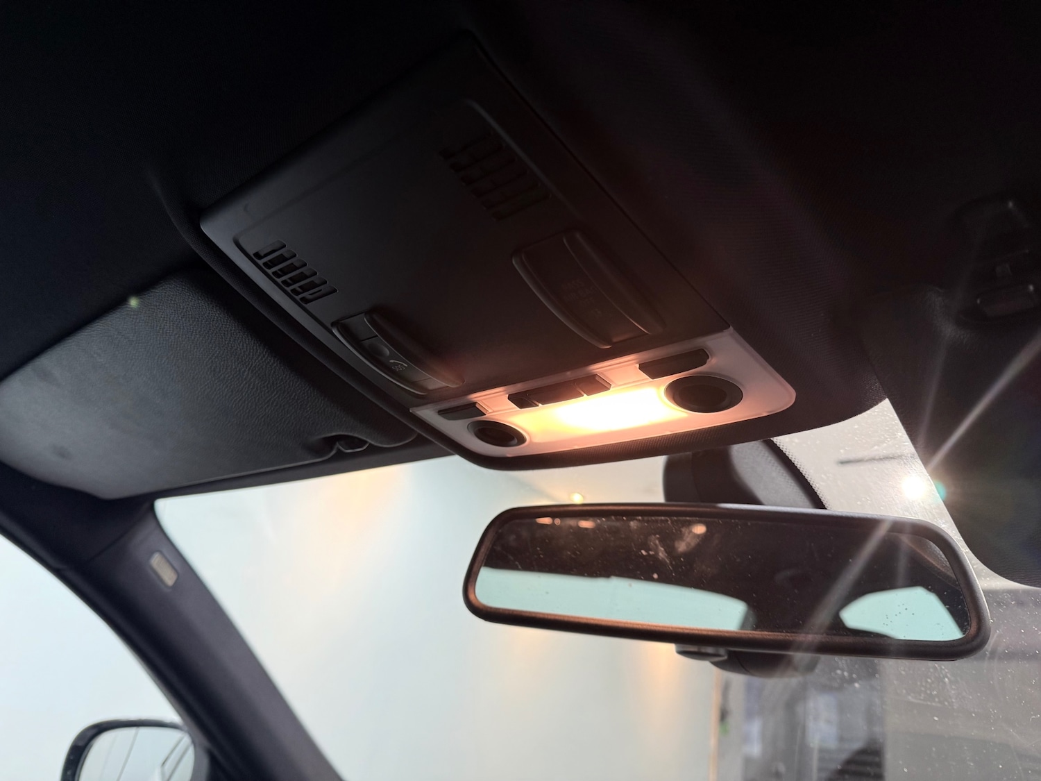 Used BMW 3 Series 2011 for sale - 77261000: Photo 17