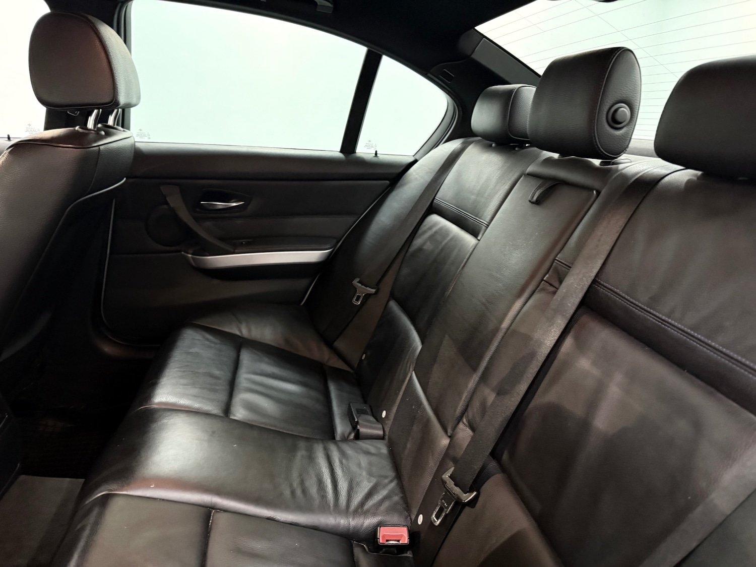 Used BMW 3 Series 2011 for sale - 77261000: Photo 30