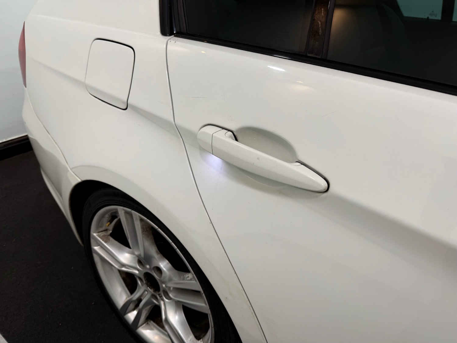 Used BMW 3 Series 2011 for sale - 77261000: Photo 5