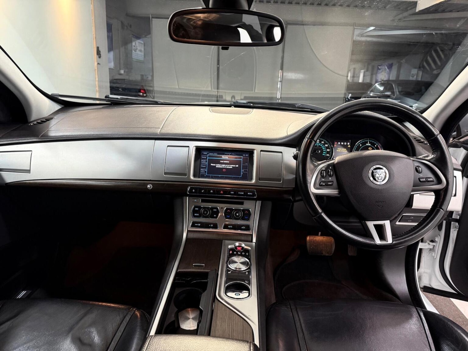 Used Jaguar XF 2013 for sale - 76837052: Photo 12