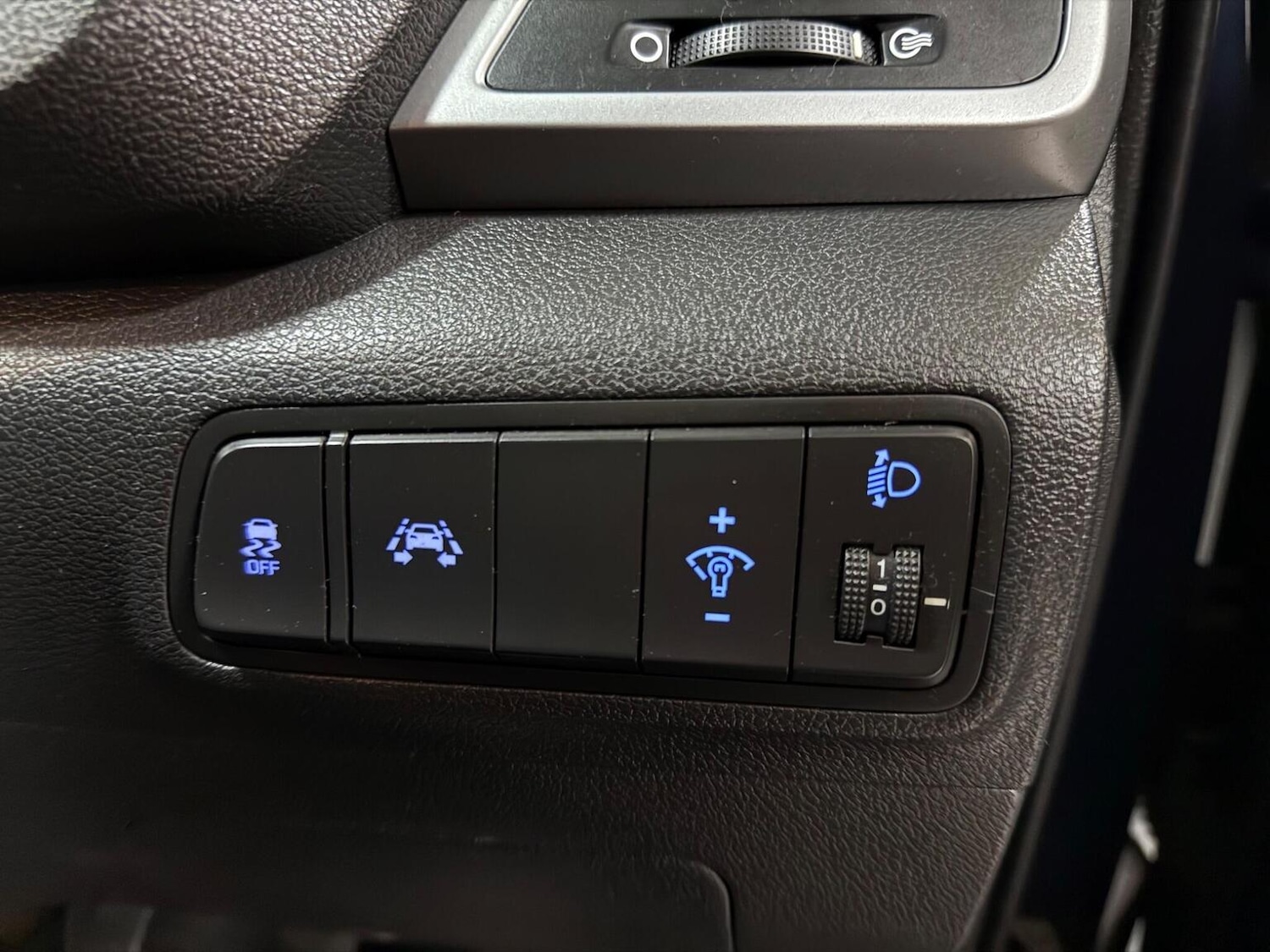 Used Hyundai TUCSON 2017 for sale - 77595327: Photo 37